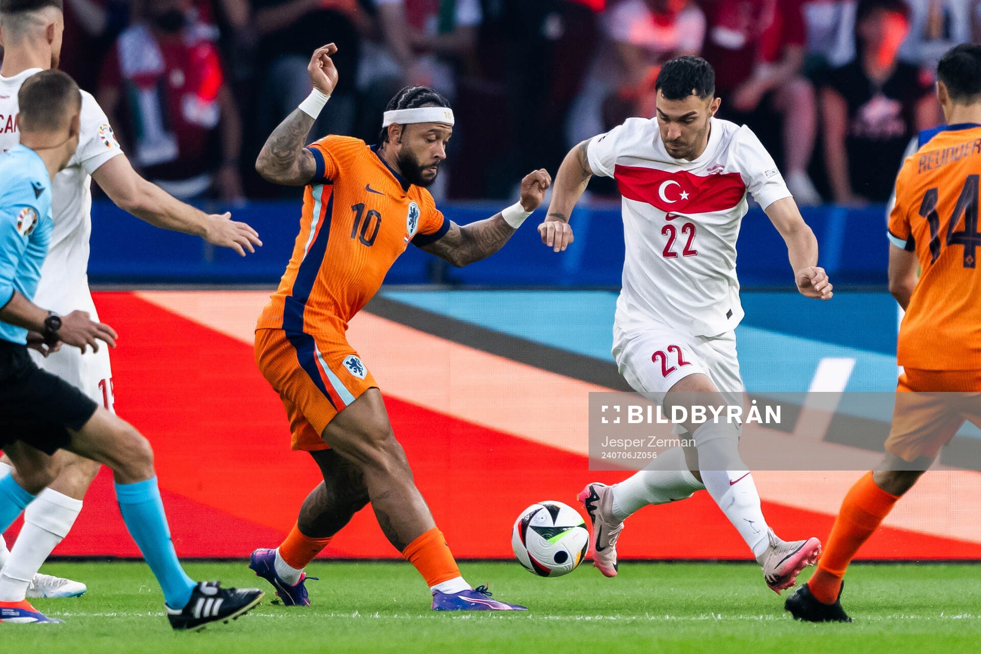 Memphis Depay of Netherlands and Kaan Ayhan of Turkey during the UEFA Euro 2024 Football Championship quarterfinal between Netherlands and Turkey on July 6, 2024 in Berlin.