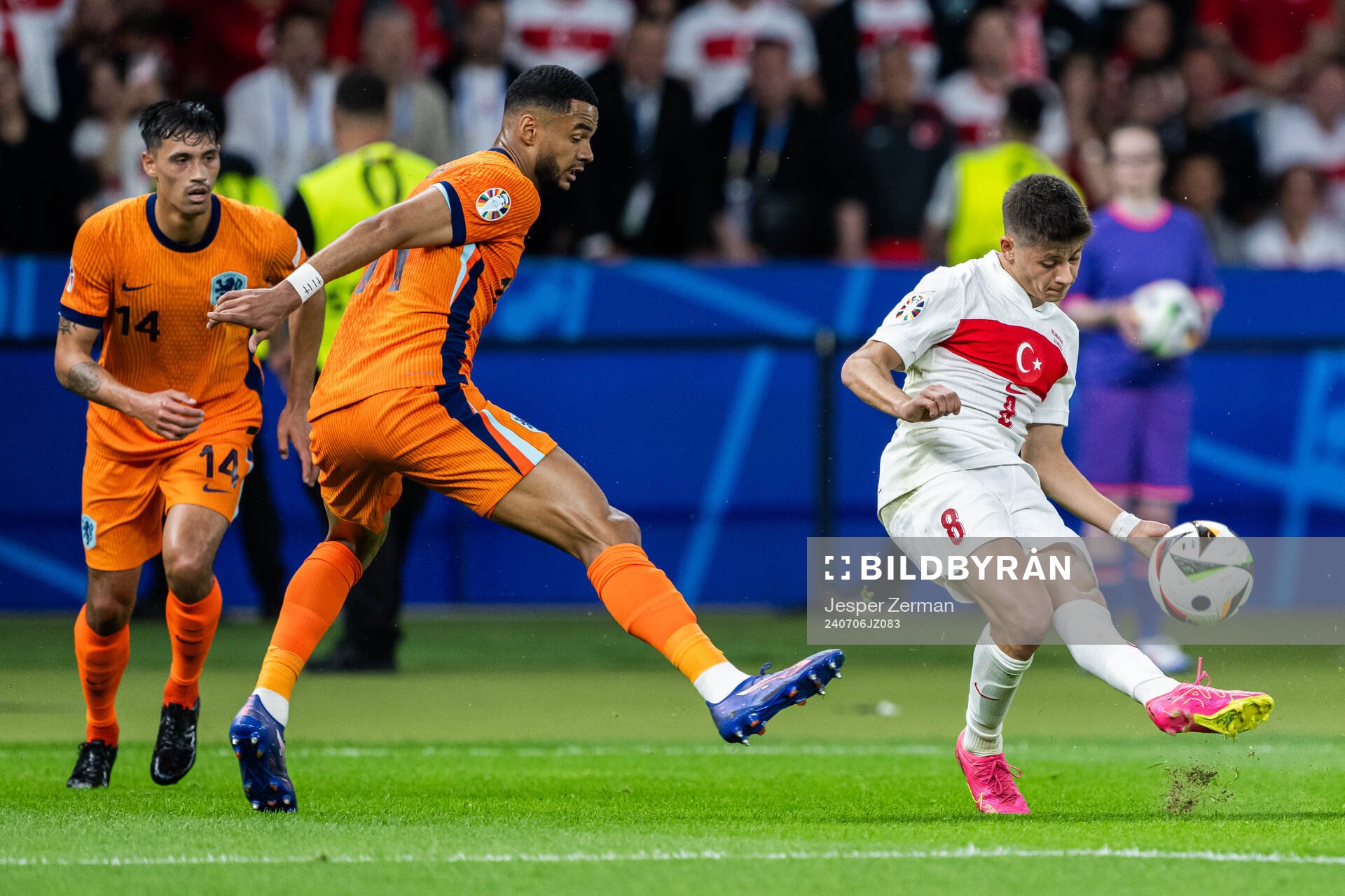 Cody Gakpo of Netherlands and Arda Guler of Turkey