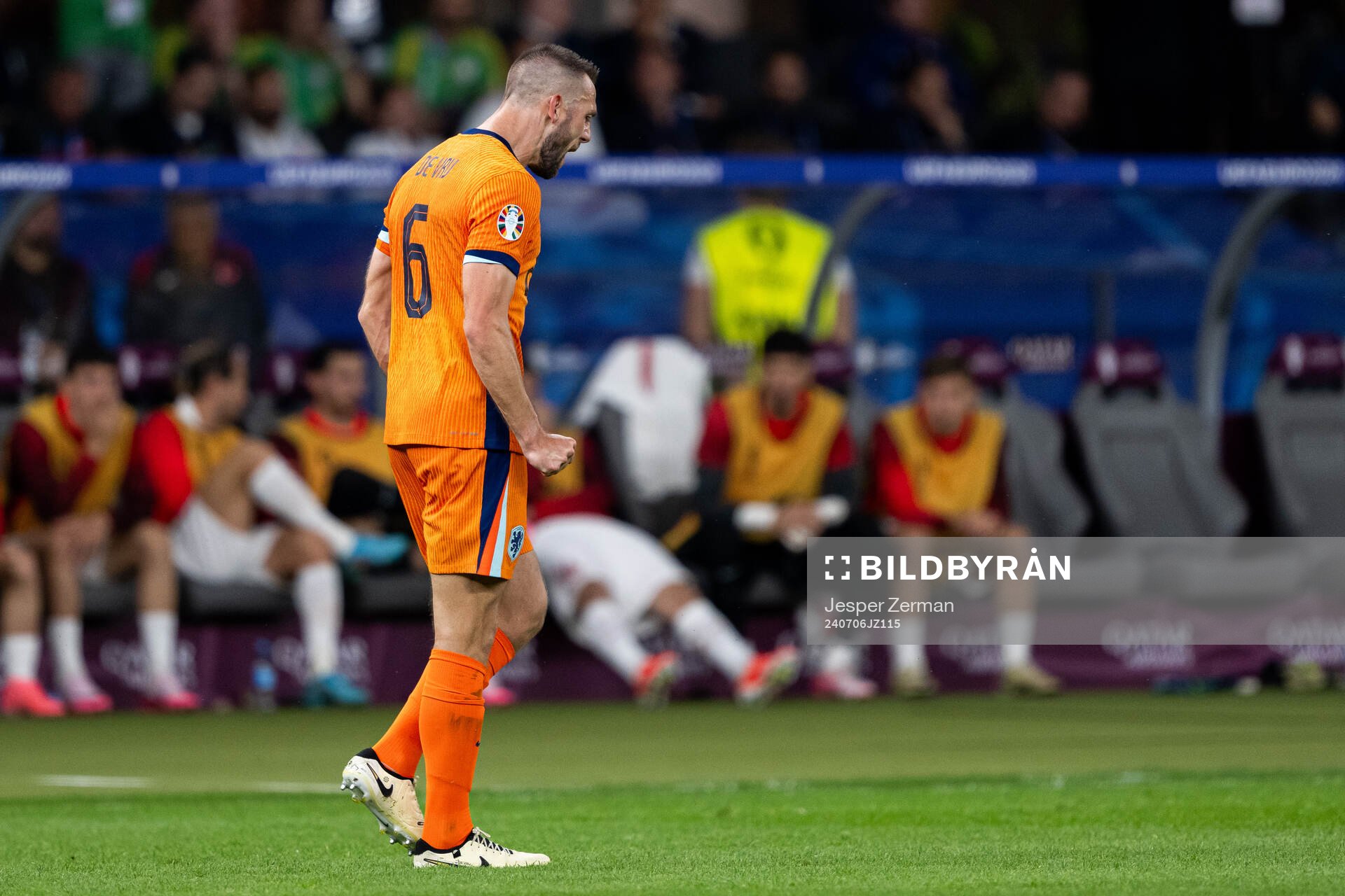 Stefan De Vrij of Netherlands celebrates after scoring 1-1 during the UEFA Euro 2024 Football Championship quarterfinal between Netherlands and Turkey on July 6, 2024 in Berlin.