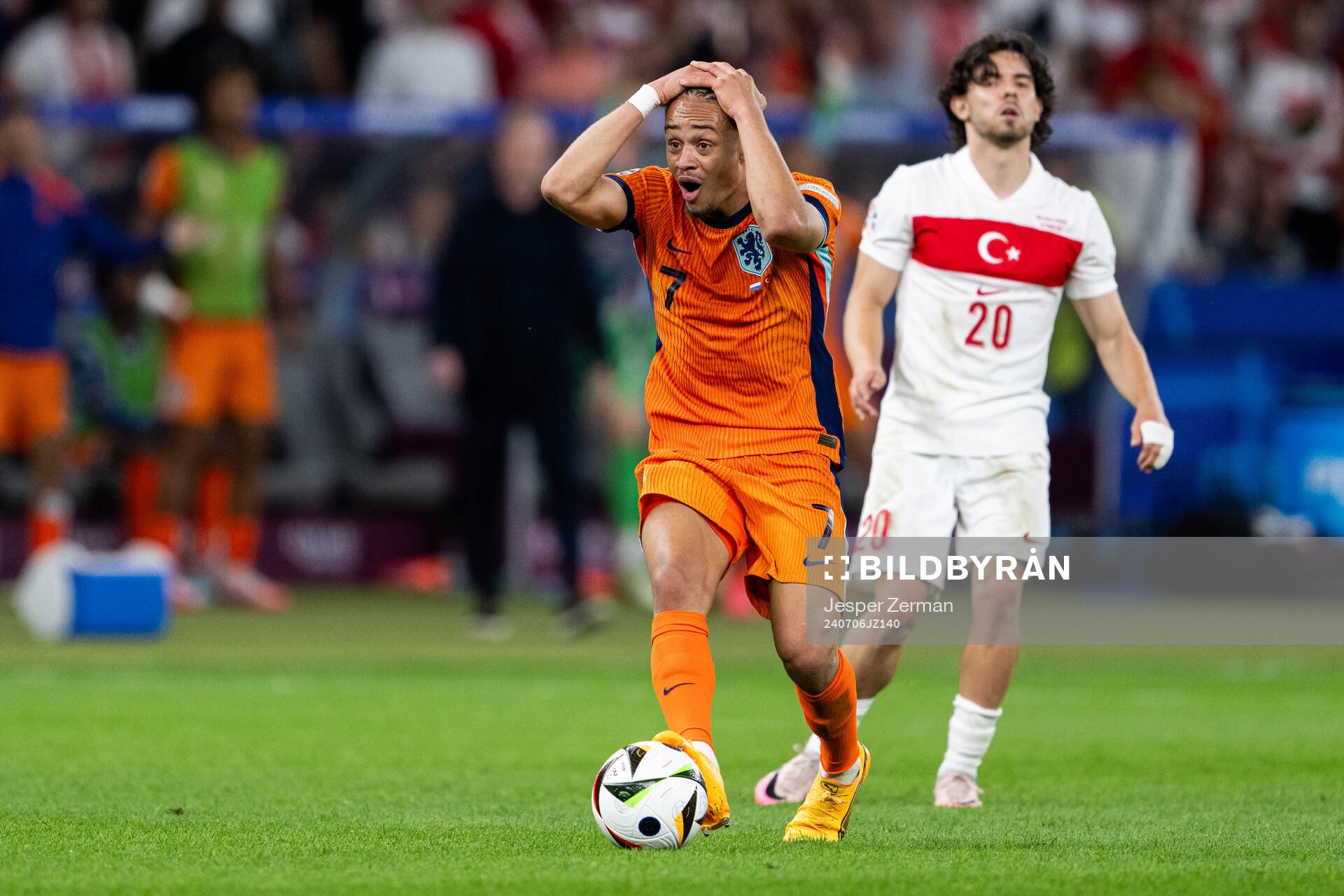 Xavi Simons of Netherlands reacts
