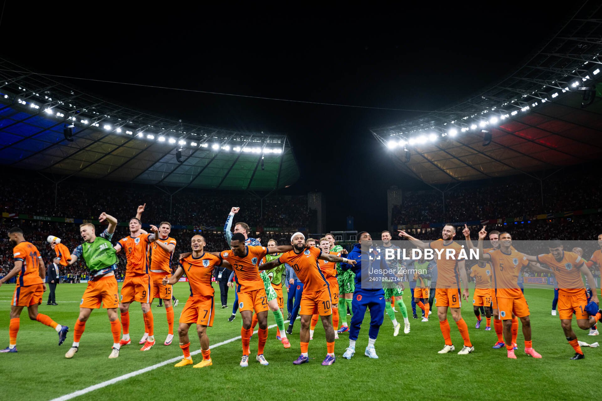 Players of Netherlands celebrate