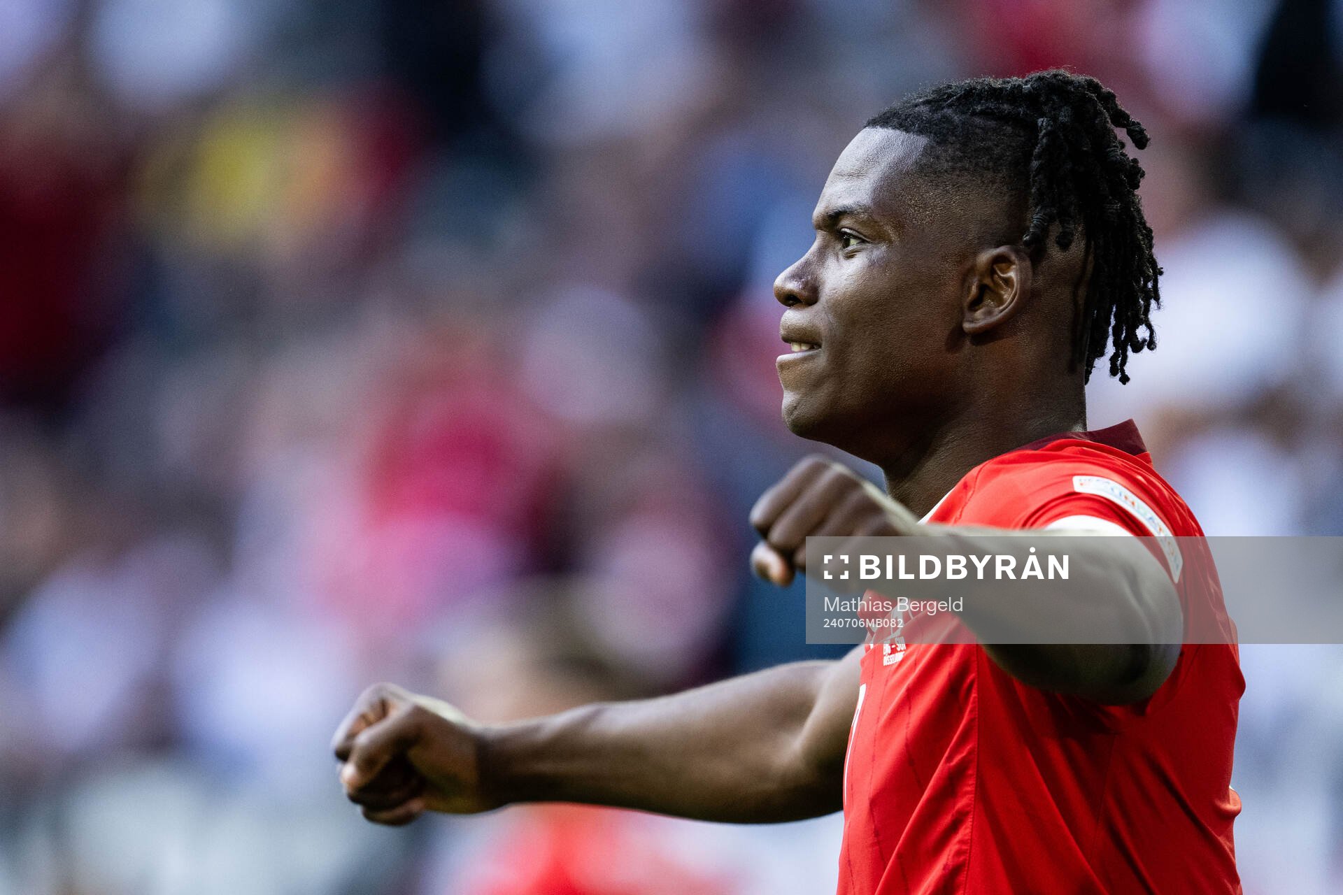 Breel Embolo of Switzerland celebrates