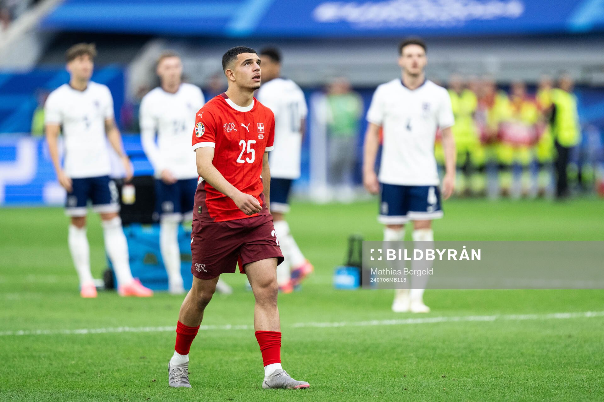 Zeki Amdouni of Switzerland