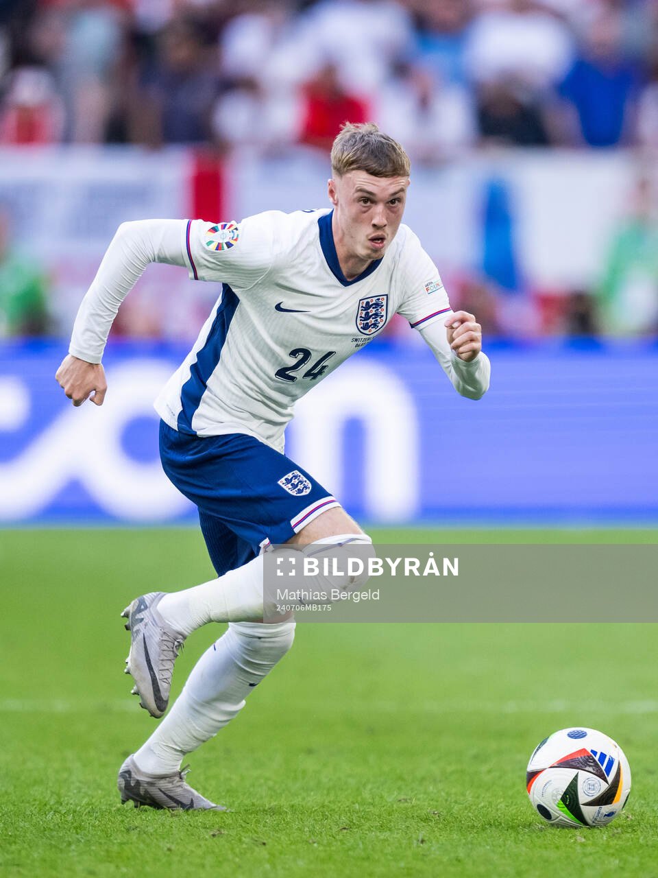 Cole Palmer of England