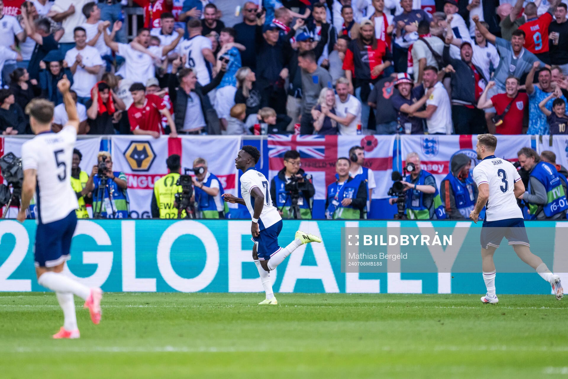 Bukayo Saka of England celebrates