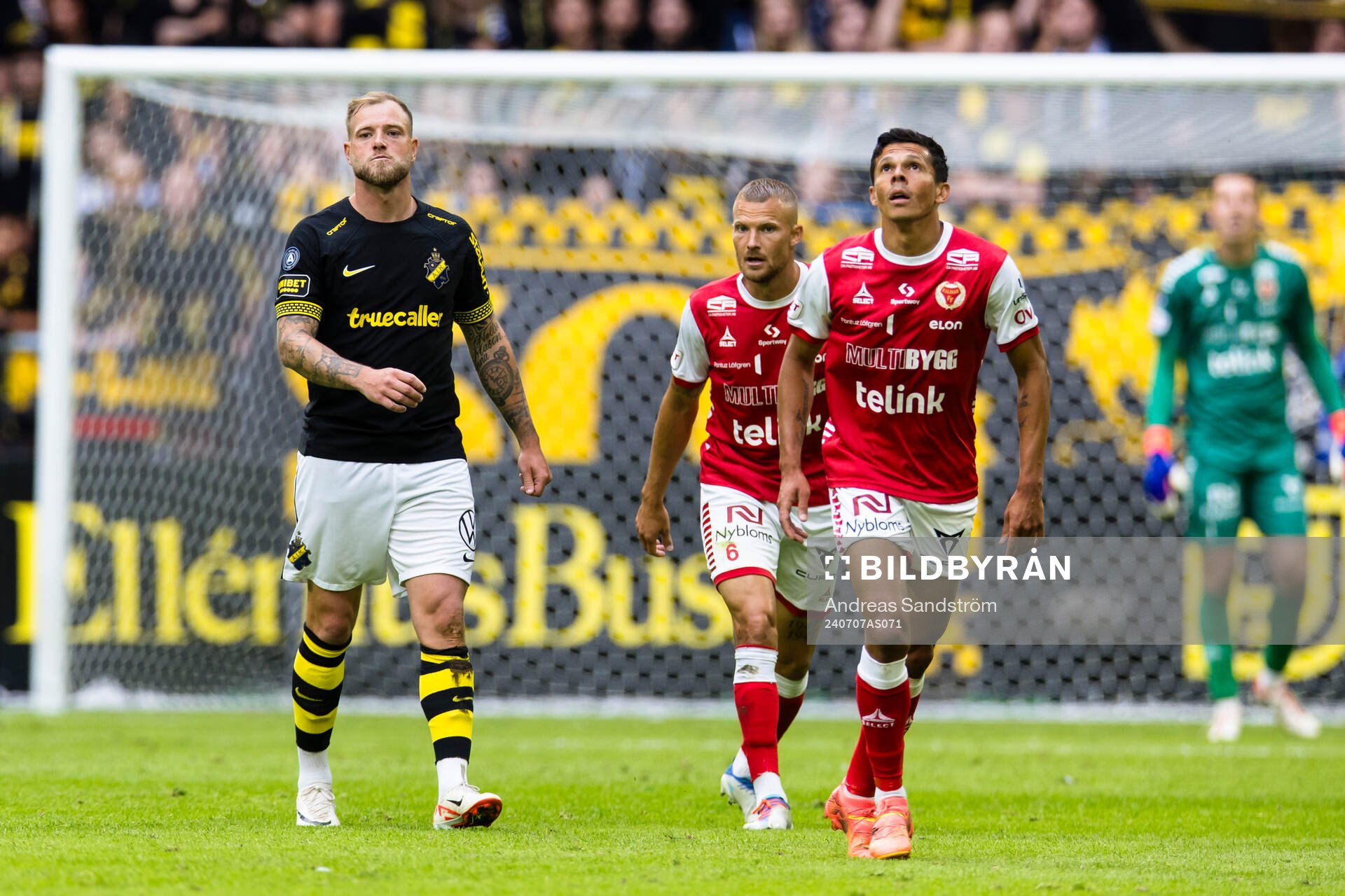 AIKs John Guidetti och Kalmars Romario Pereira Sipiao
