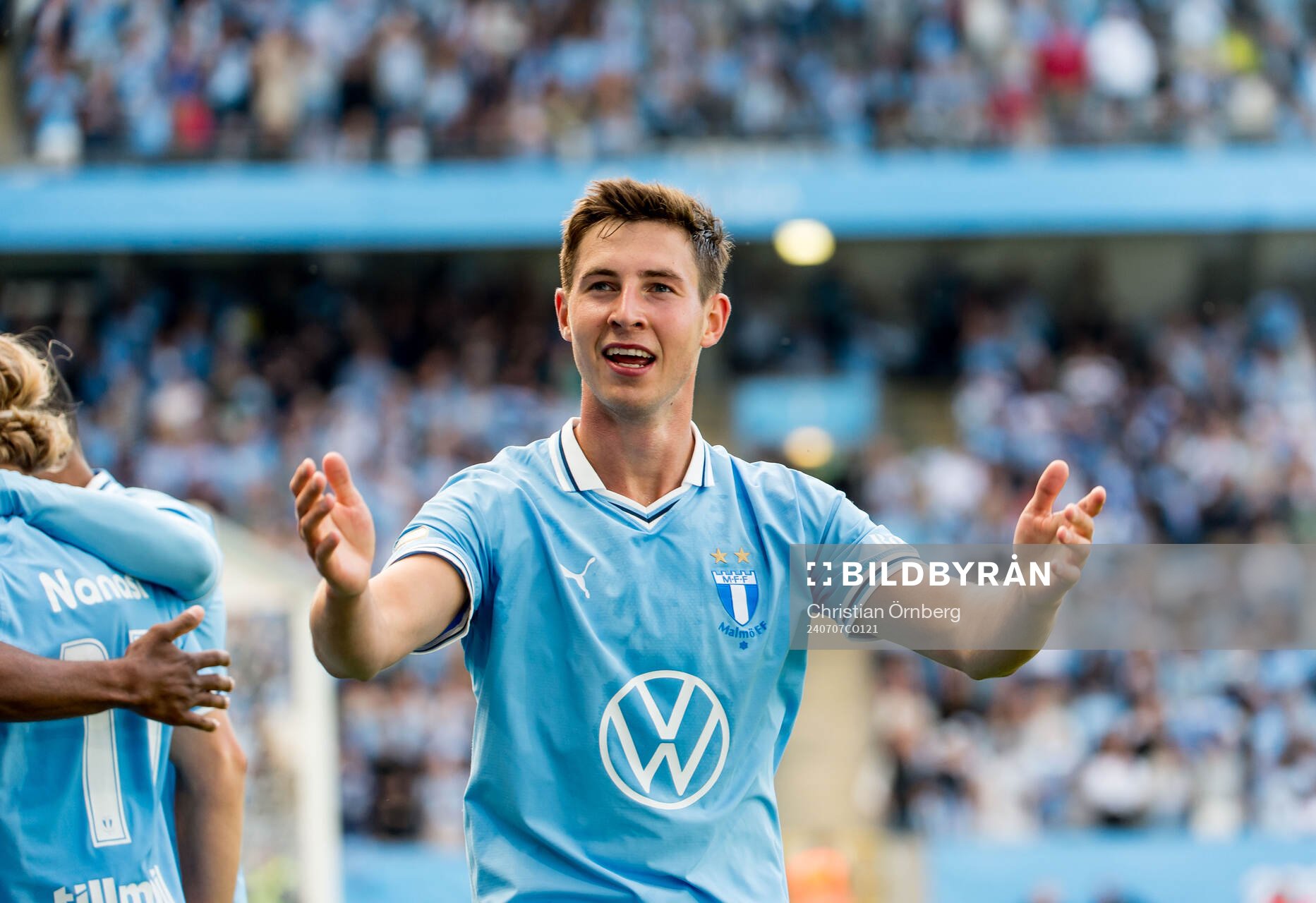 Malmö FFs Lasse Berg Johnsen jublar