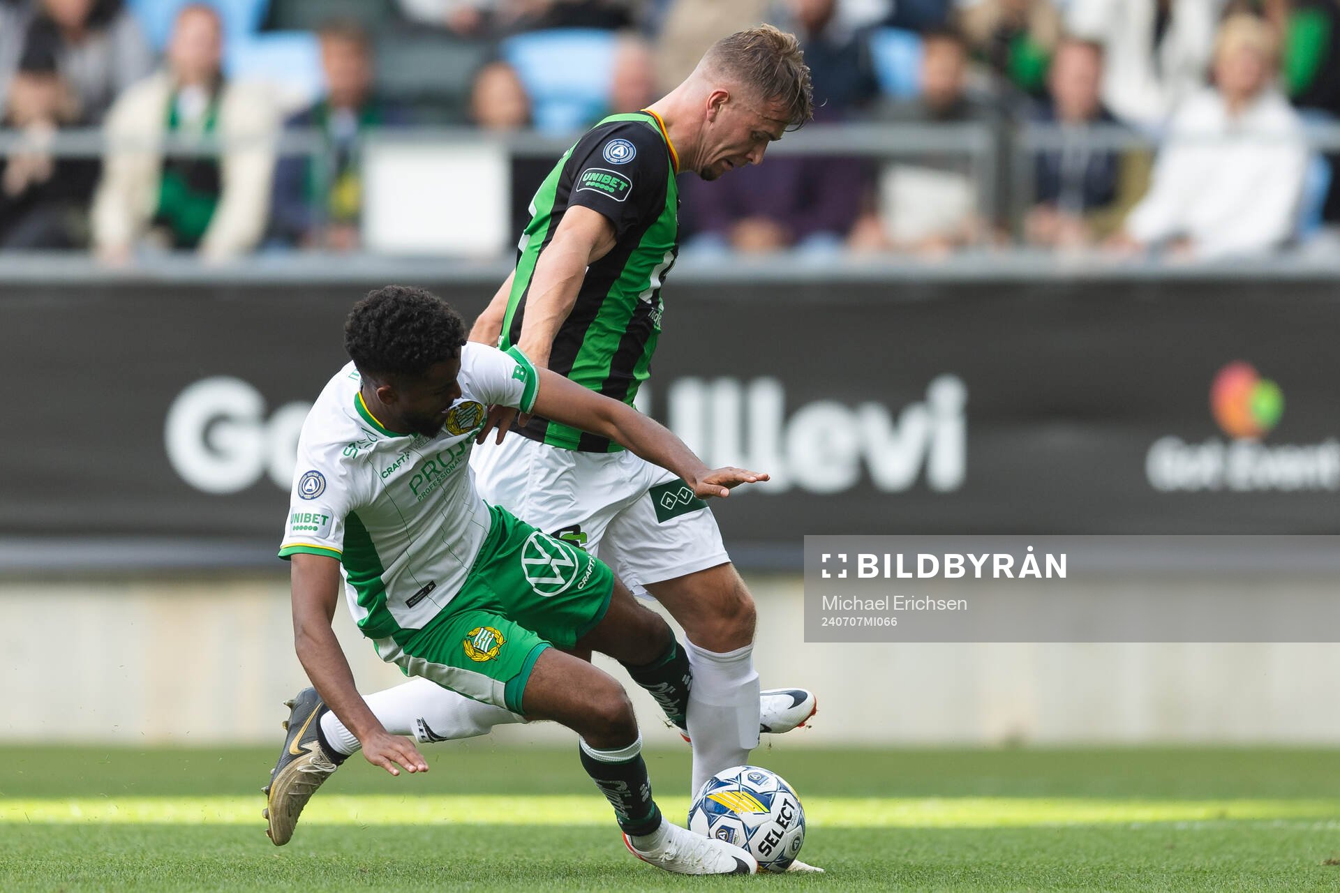 Hammarbys Tesfaldet Tekie tacklar GAIS Alexander Ahl