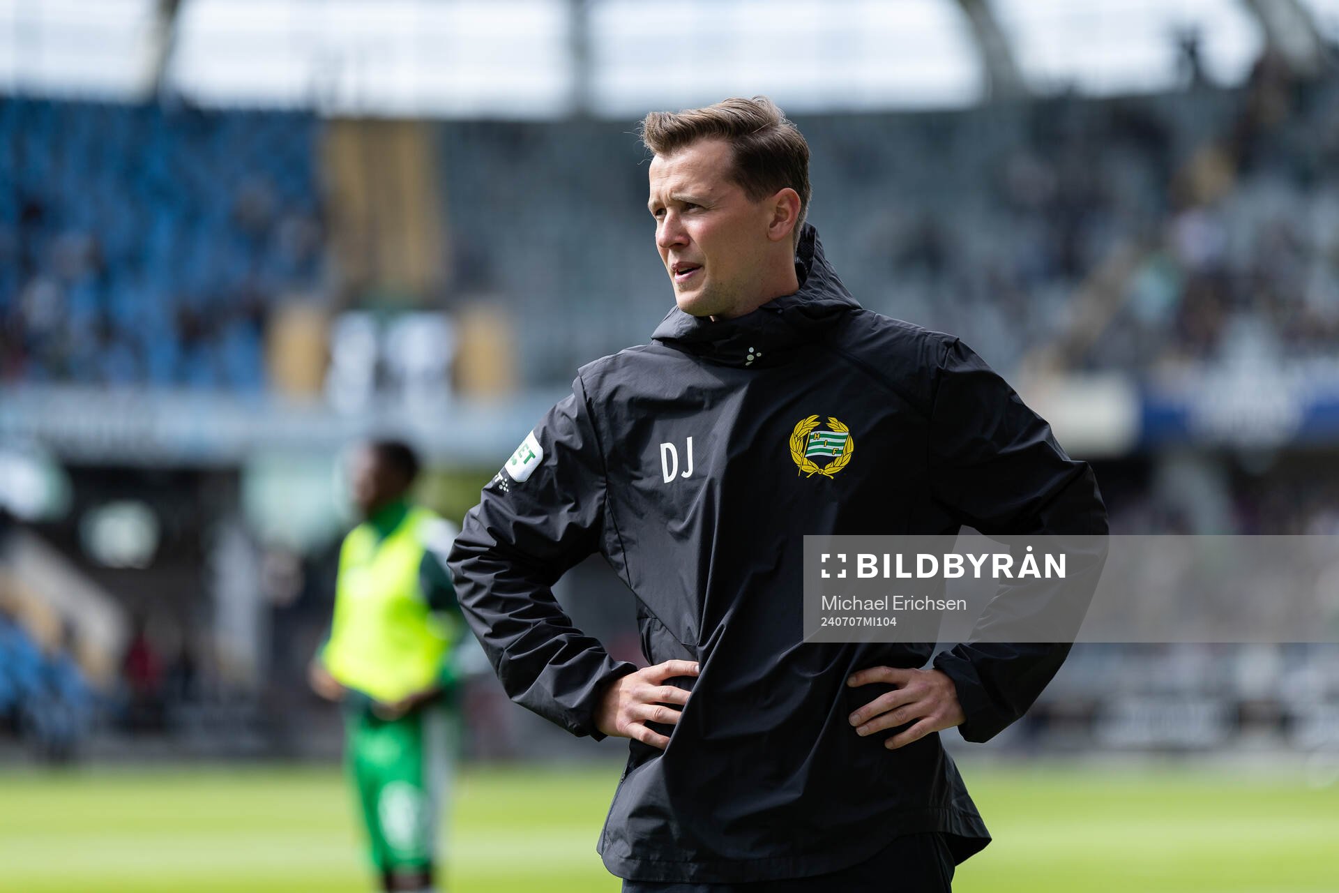 Hammarbys assisterande tränare Douglas Jakobsson innan