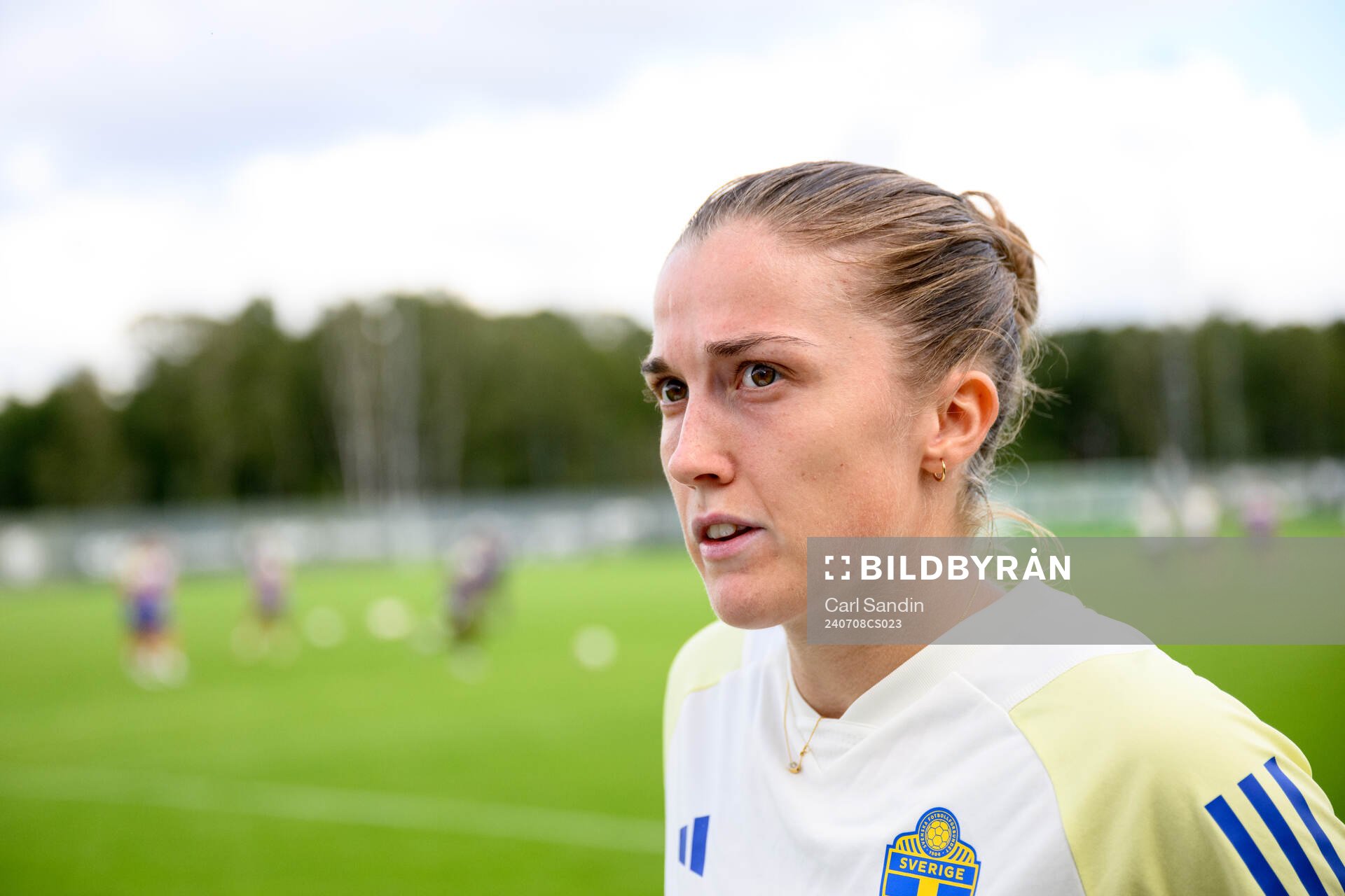 Filippa Angeldal is being interviewed