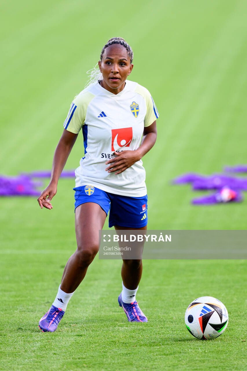 Madelen Janogy