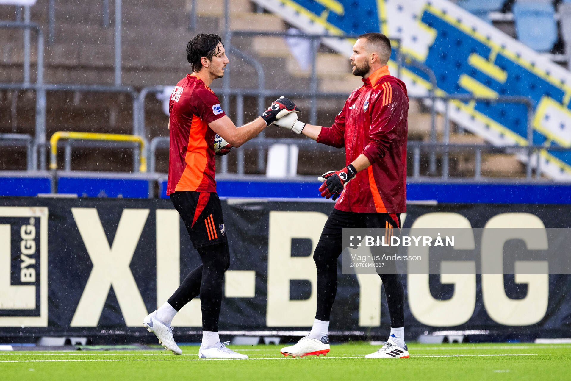 IFK Norrköpings målvakter David Mitov Nilsson och Oskar