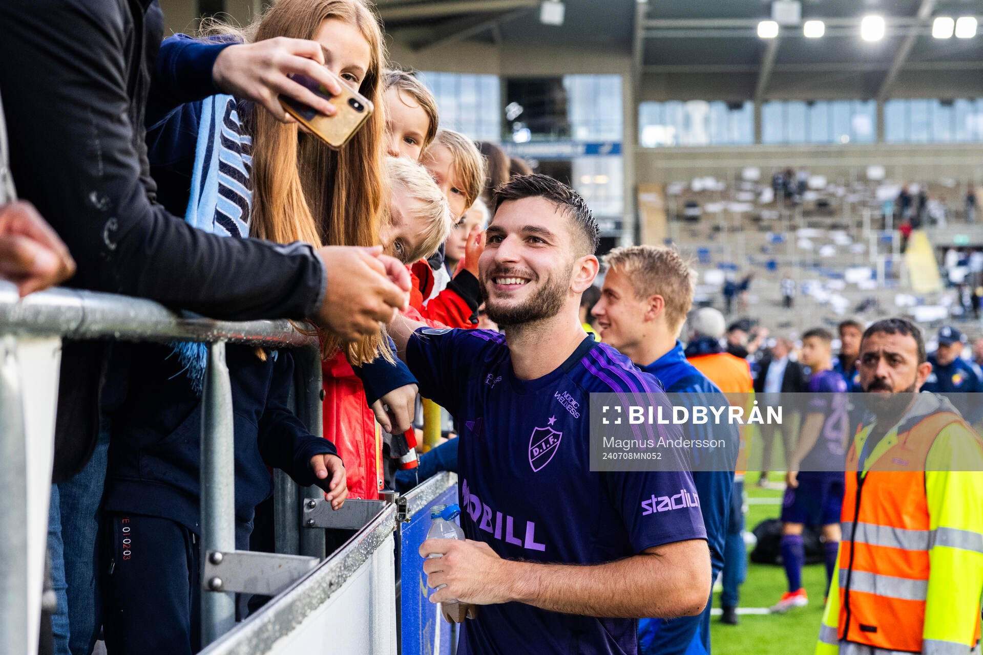 Djurgårdens Besard Sabovic jublar