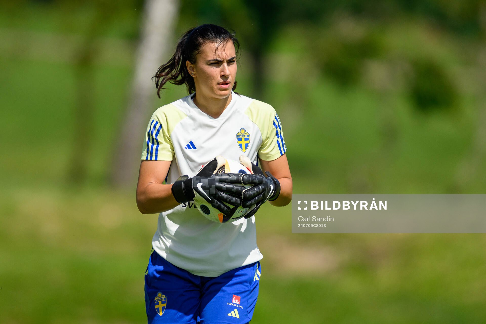 Goalkeeper Zecira Musovic