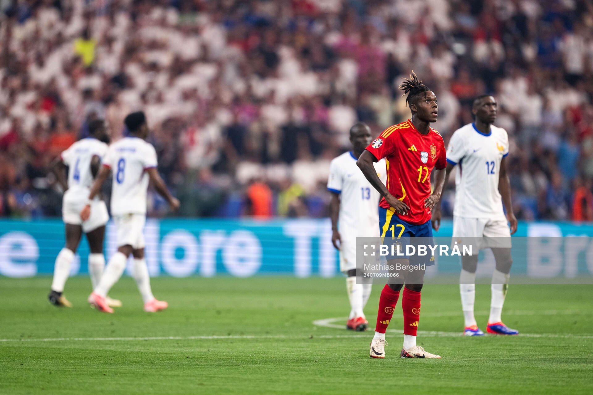 Nicholas Williams of Spain looks dejected