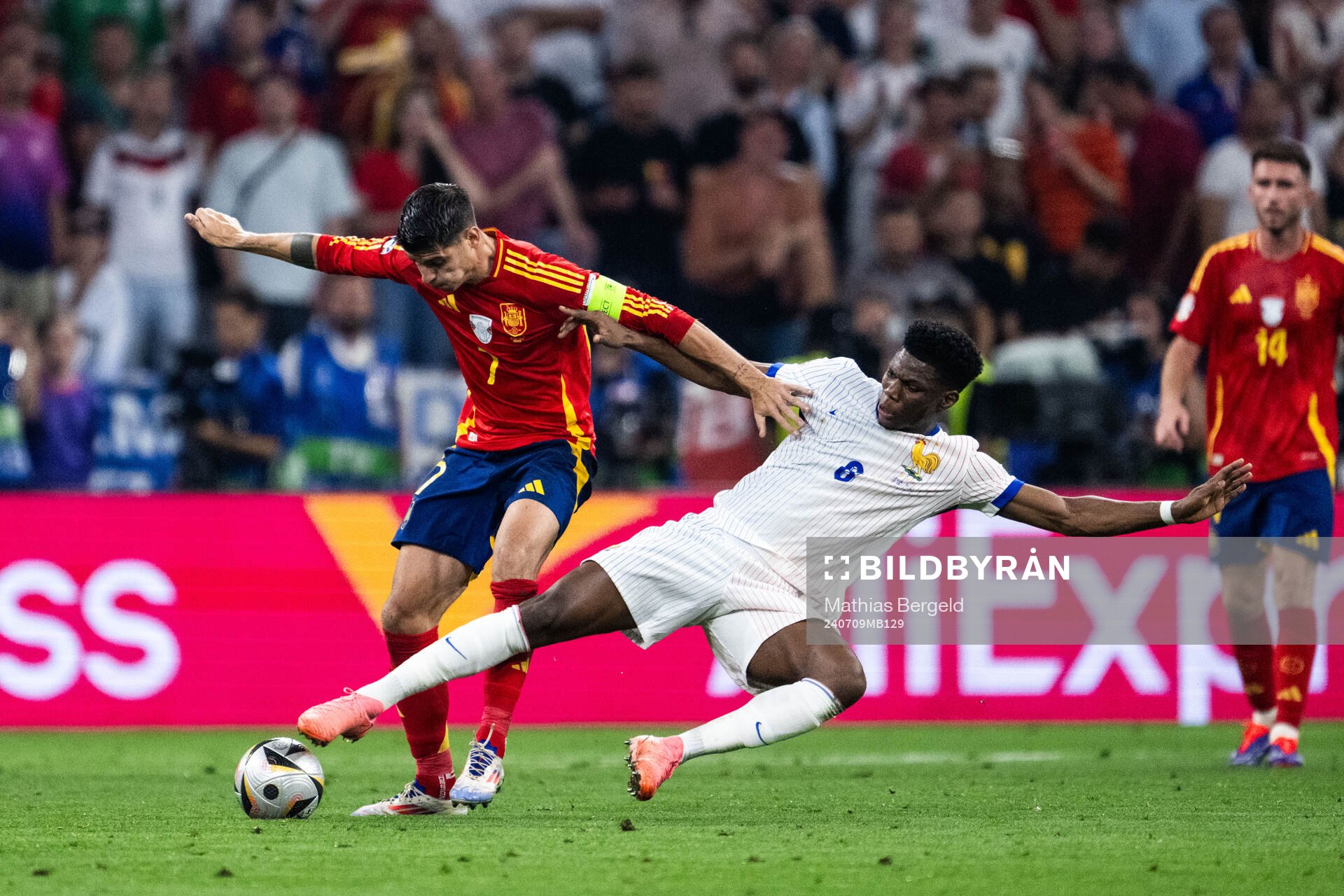 Alvaro Morata of Spain and Aurélien Tchouameni of France
