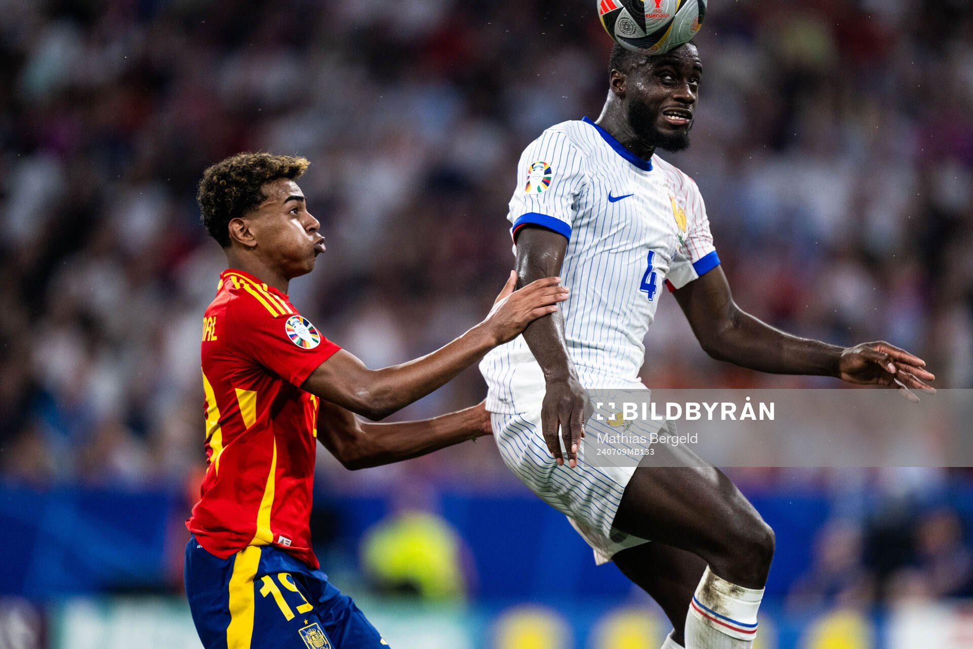 Lamine Yamal of Spain and Dayot Upamecano of France