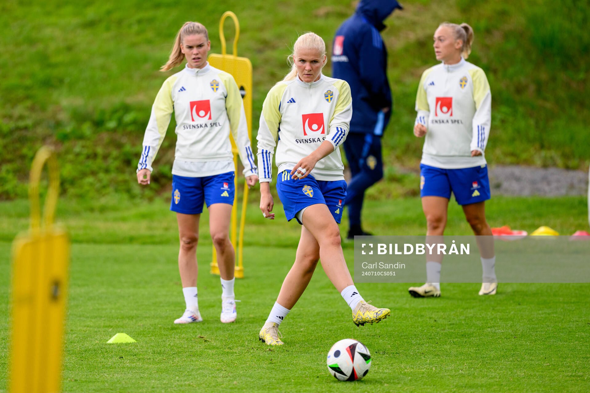 goalkeeper Emma Holmgren