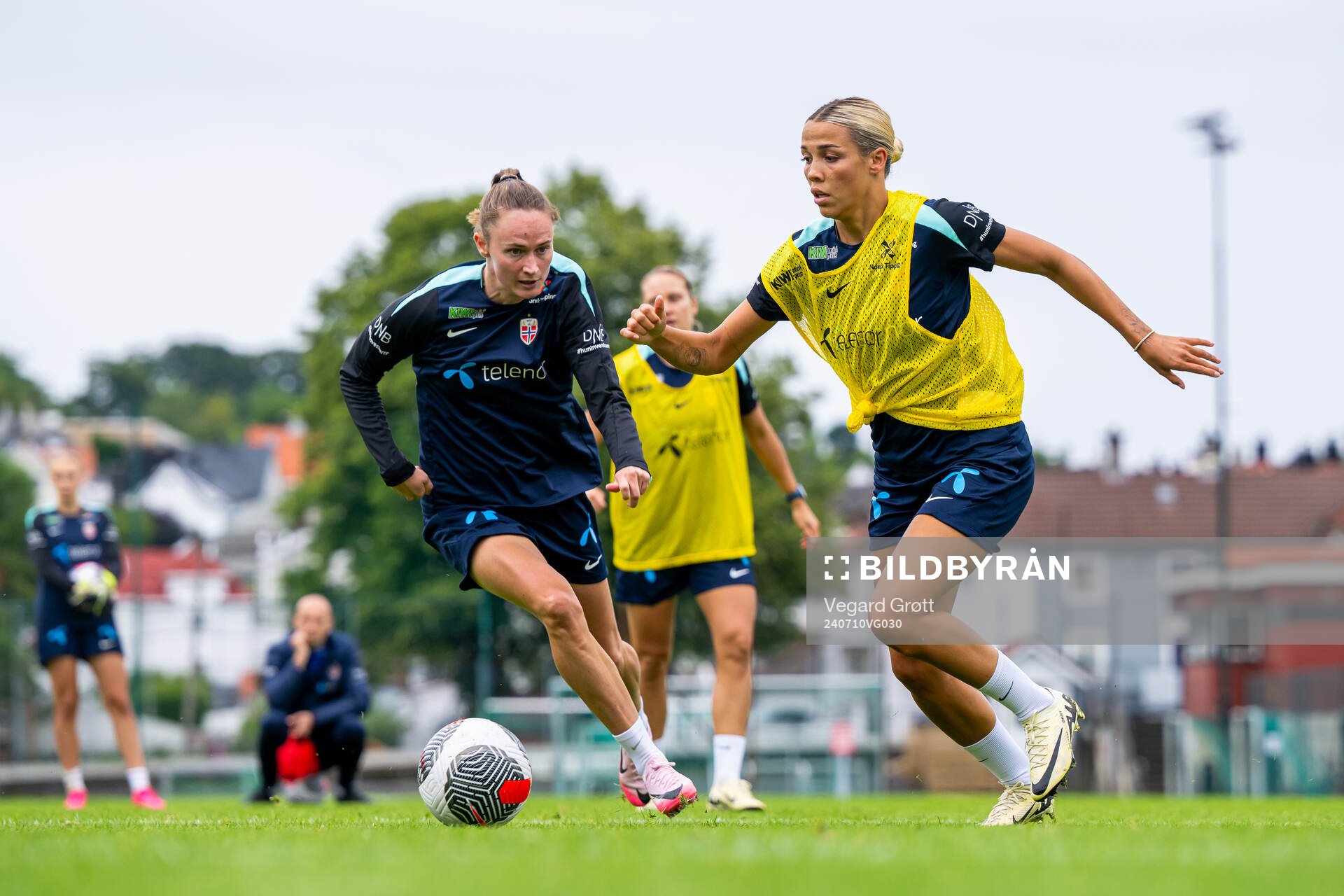 Caroline Graham Hansen and Celin Bizet Ildhusøy of the