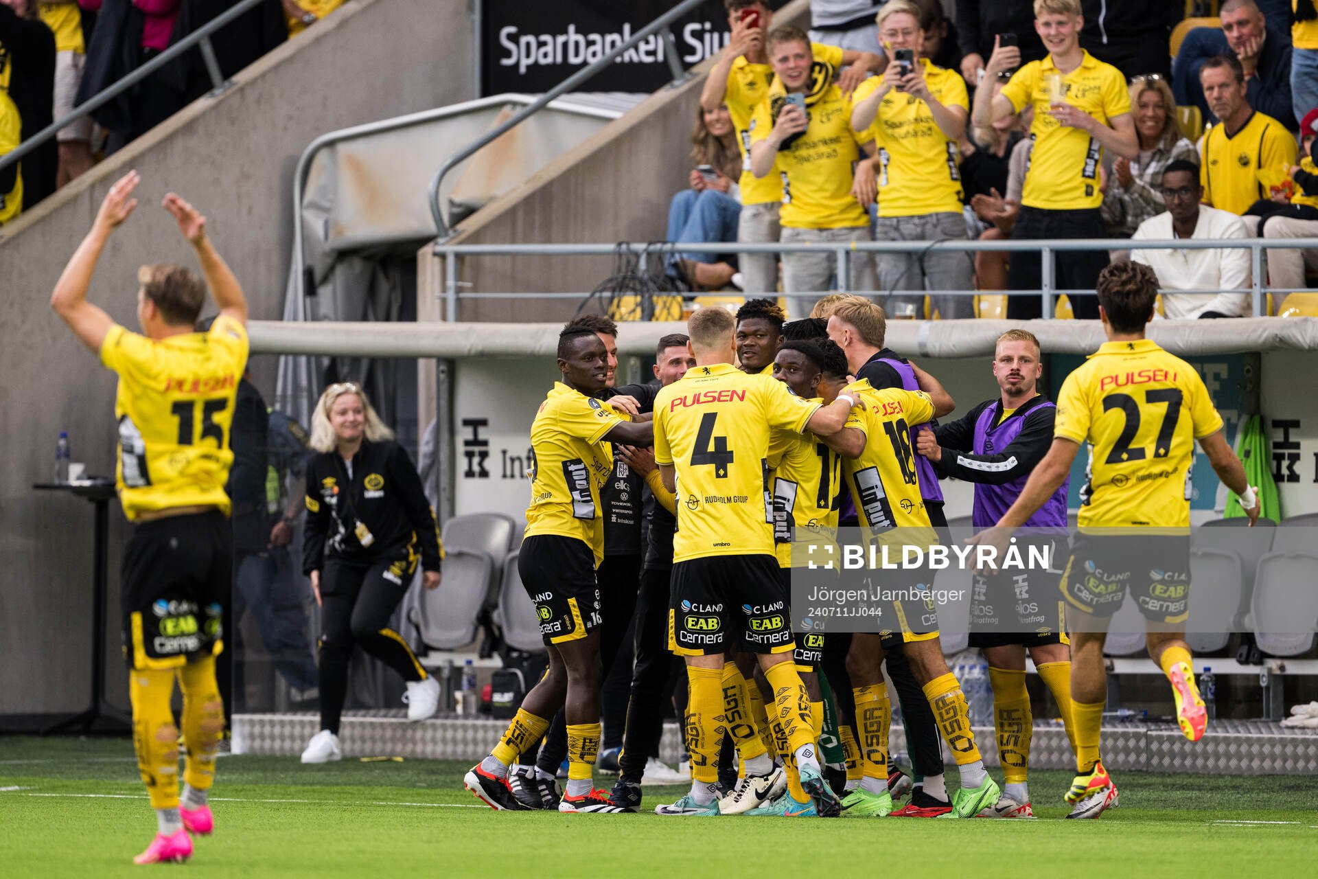 Players of Elfsborg celebrate