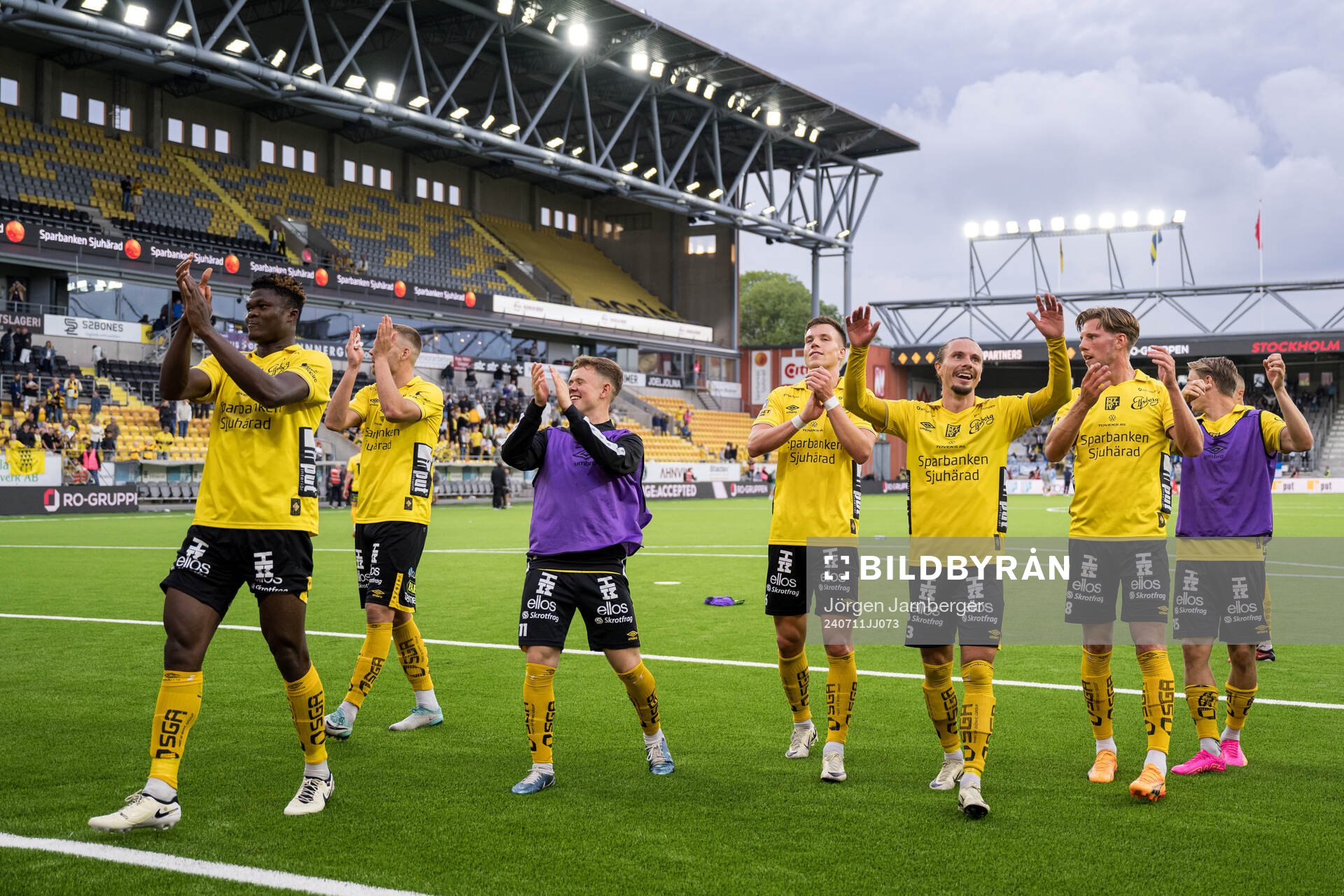 Players of Elfsborg celebrate