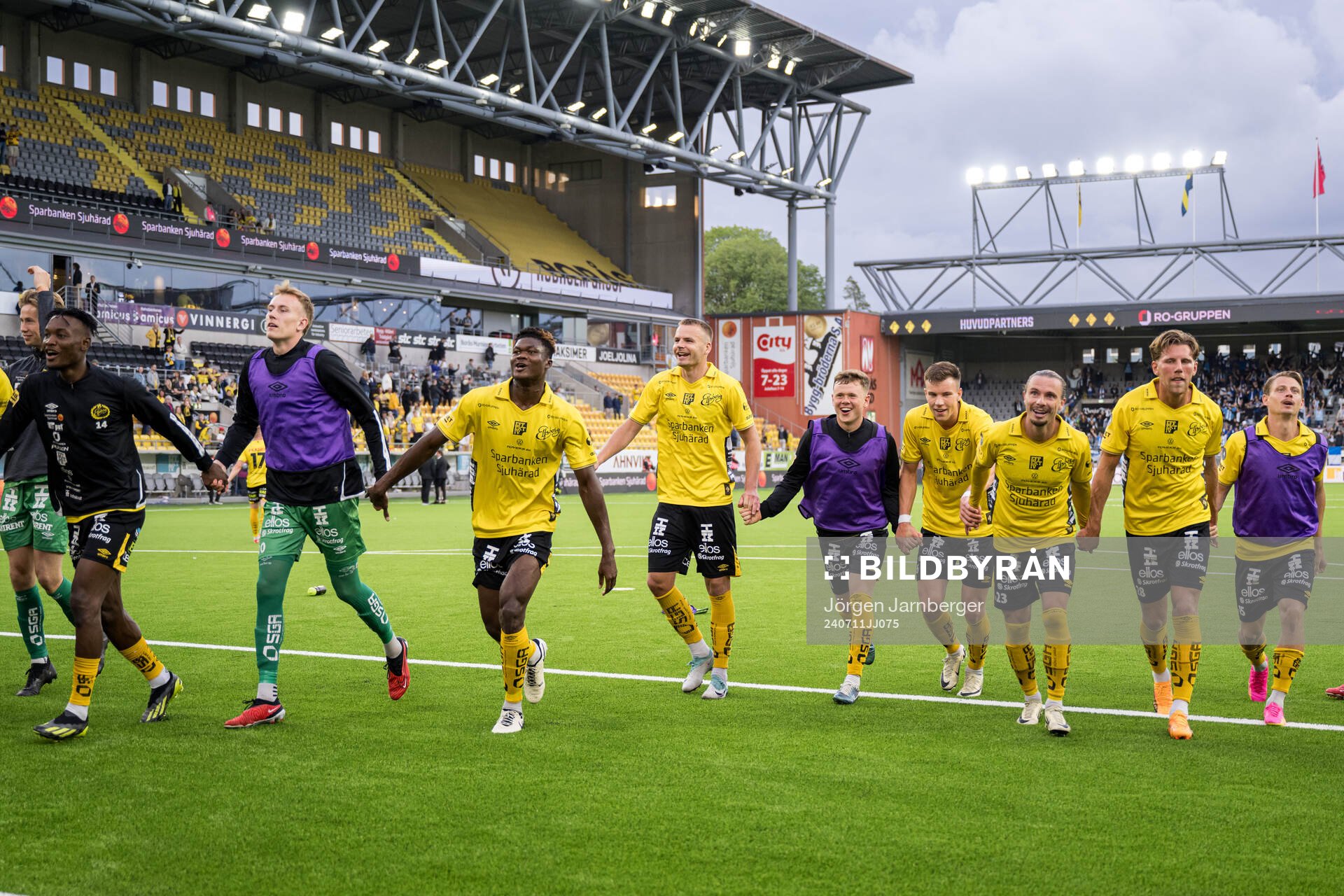 Players of Elfsborg celebrate