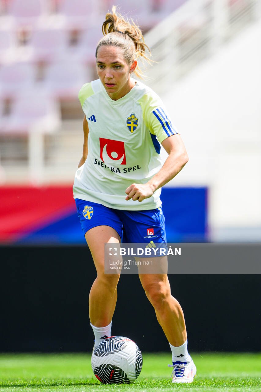 Elin Rubensson of the Swedish women's national football