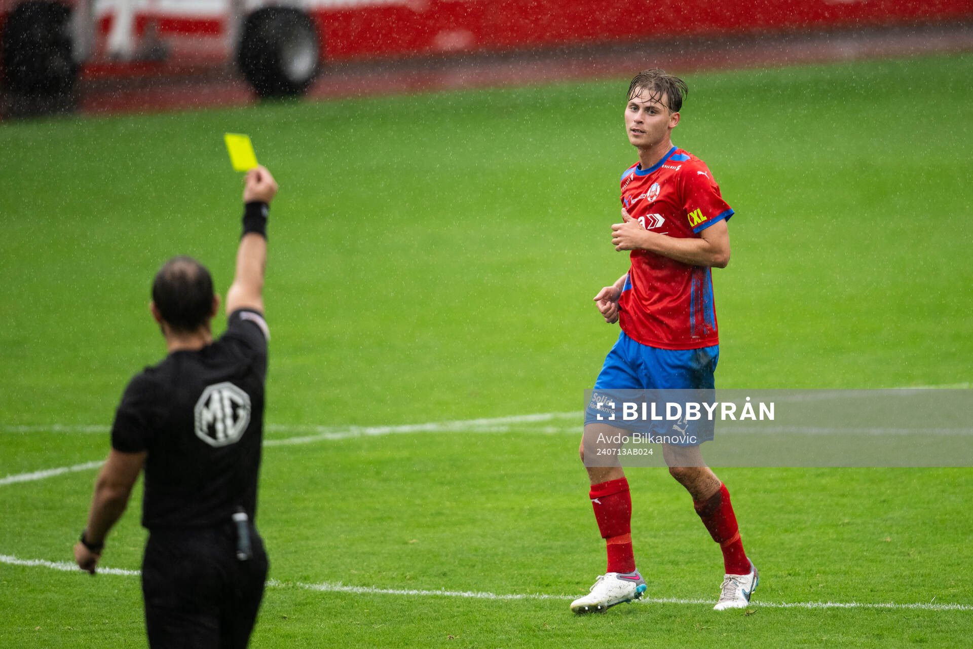 Helsingborgs Daniel Bergman tilldelas gult kort