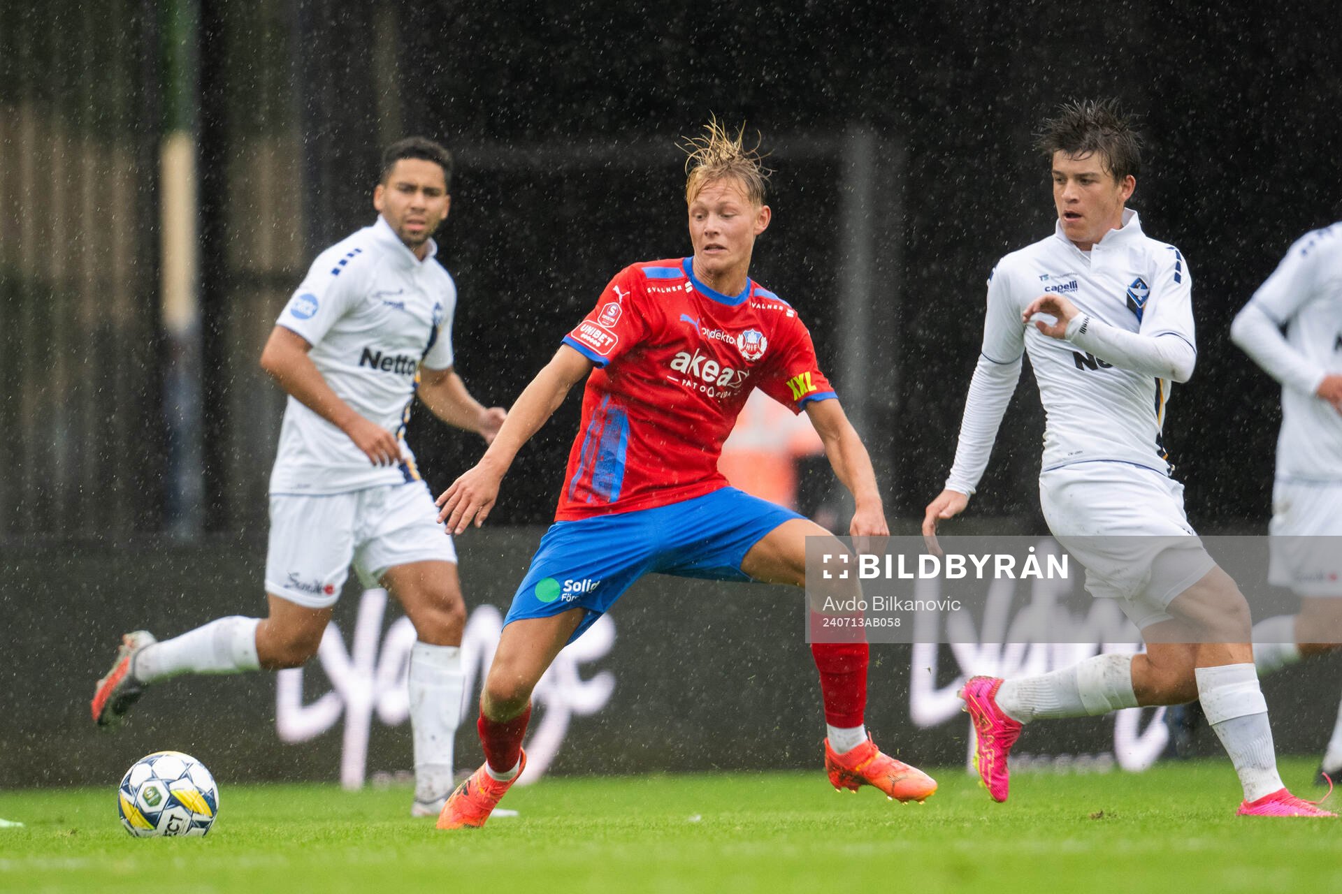Helsingborgs Alvin Nordin och Köges Mike Jensen