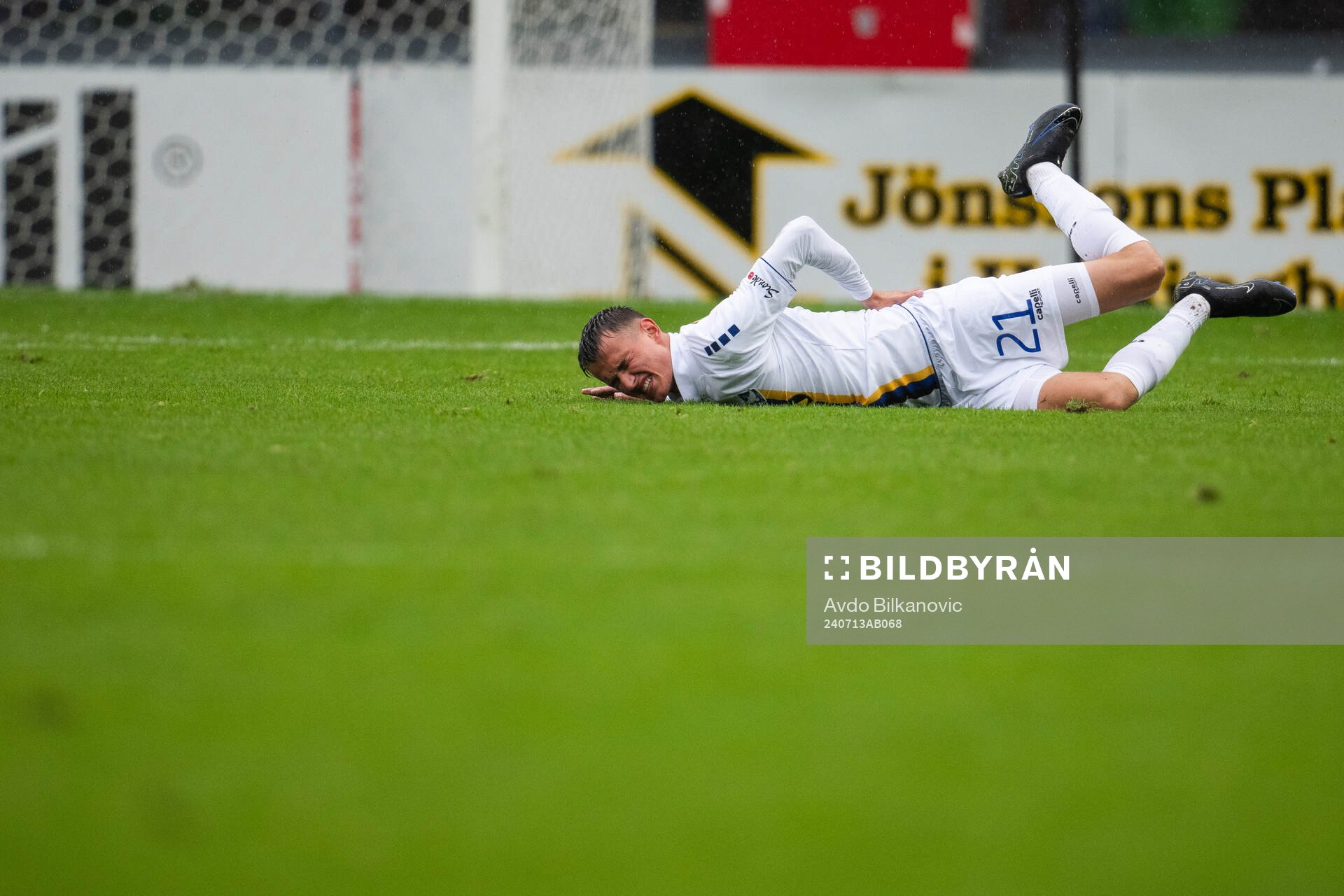 Köges Niklas Jakobsen under fotbollsmatchen i träningsmatchen mellan Helsingborg och Köge den 13 juli 2024 i Helsingborg. 