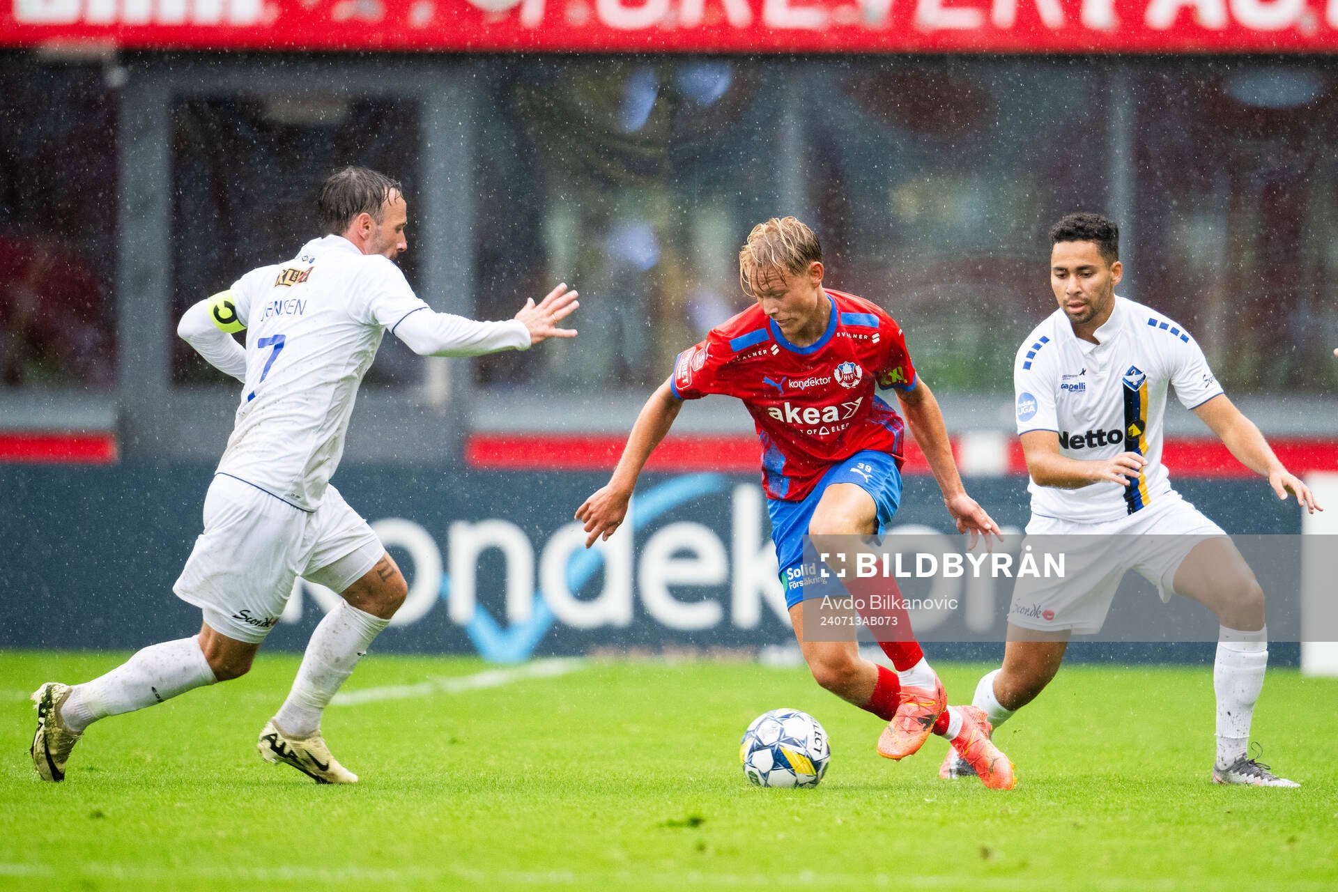 Helsingborgs Adrian Svanbäck under fotbollsmatchen i träningsmatchen mellan Helsingborg och Köge den 13 juli 2024 i Helsingborg. 