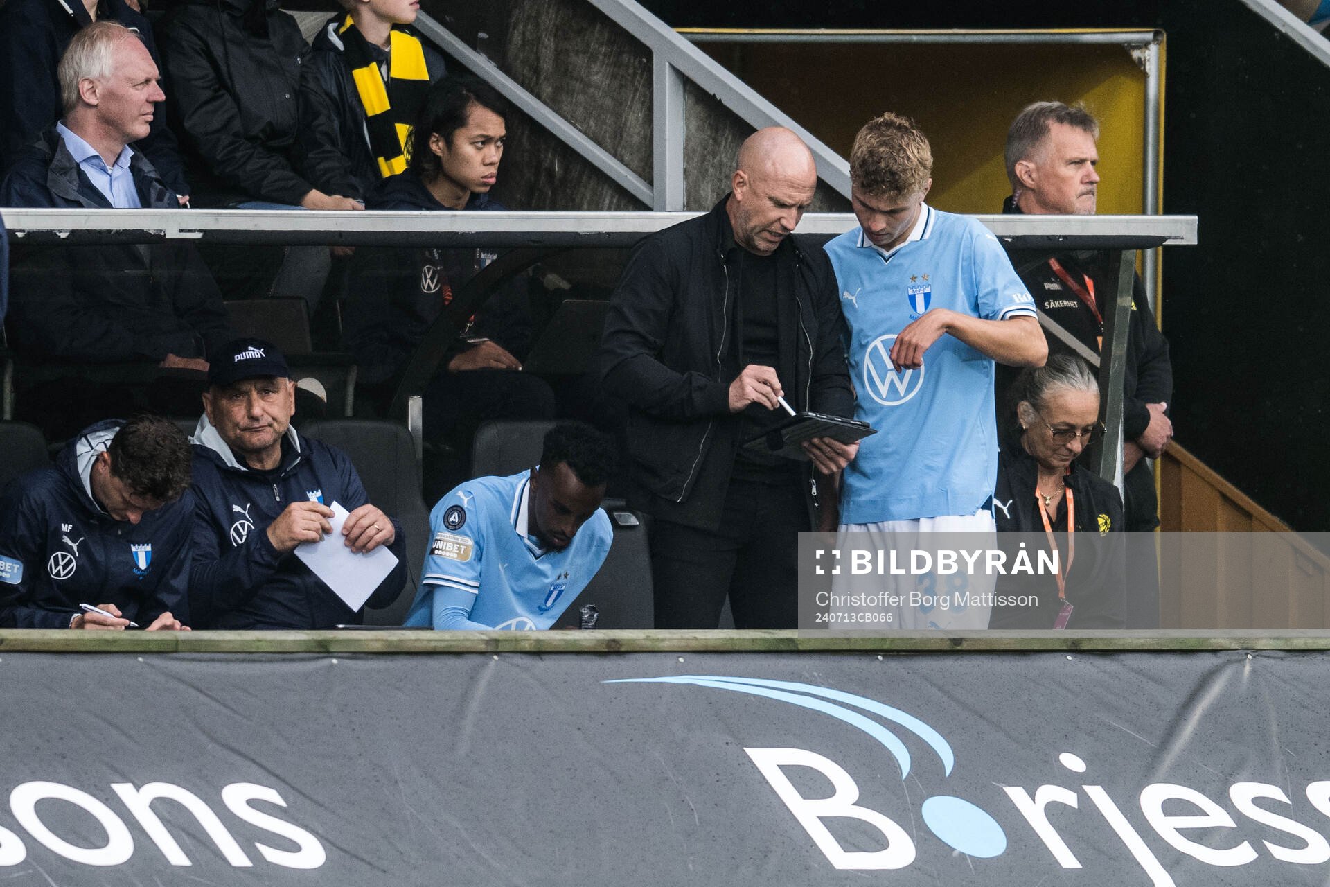 Malmö FFs Taha Ali, tränare Henrik Rydström och Hugo