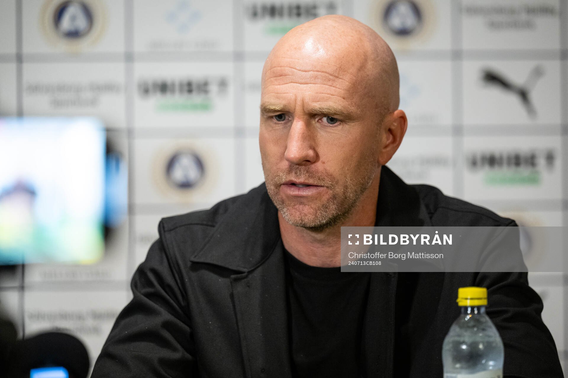 Malmö FFs tränare Henrik Rydström vid en presskonferens