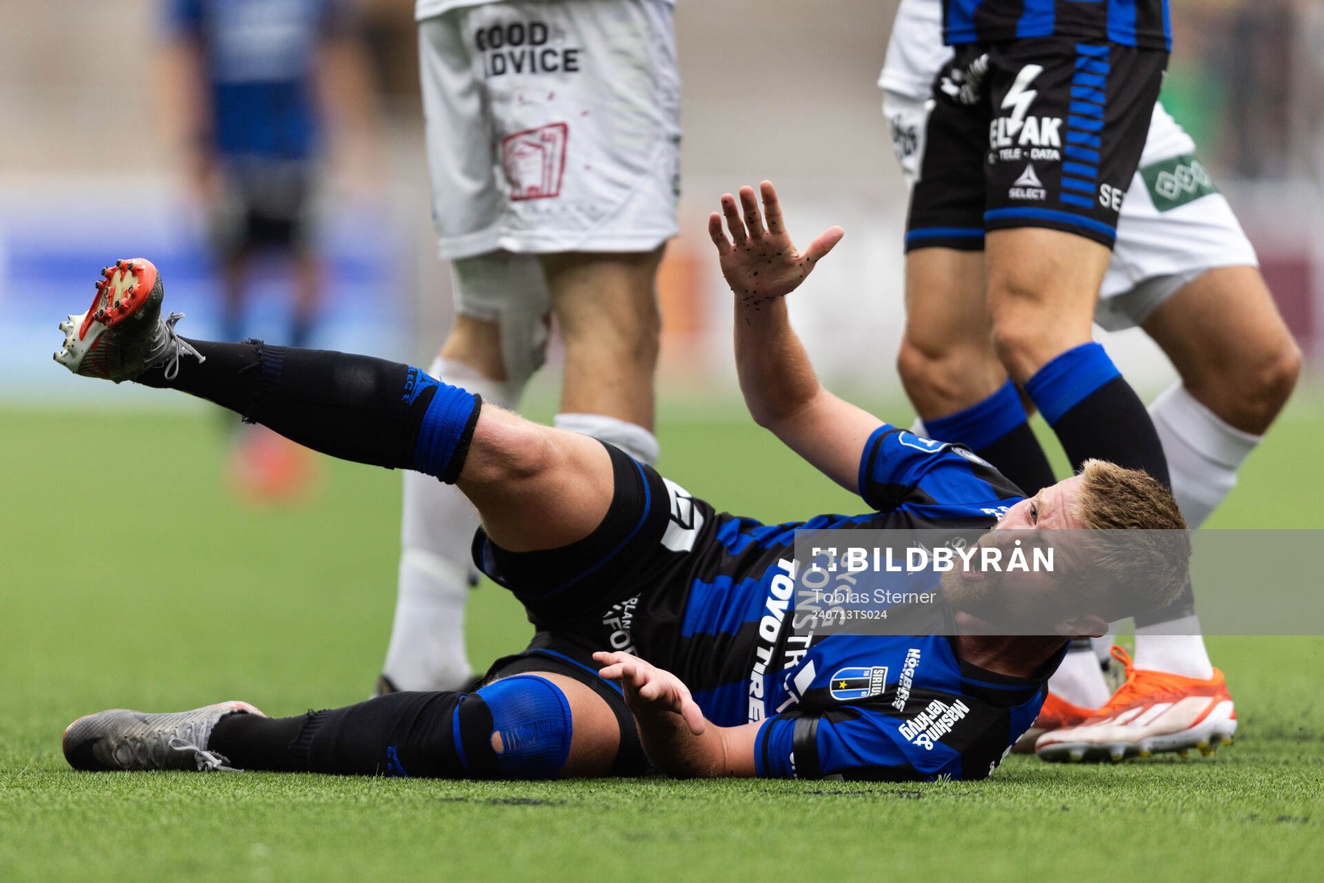 Sirius Dennis Widgren har ont