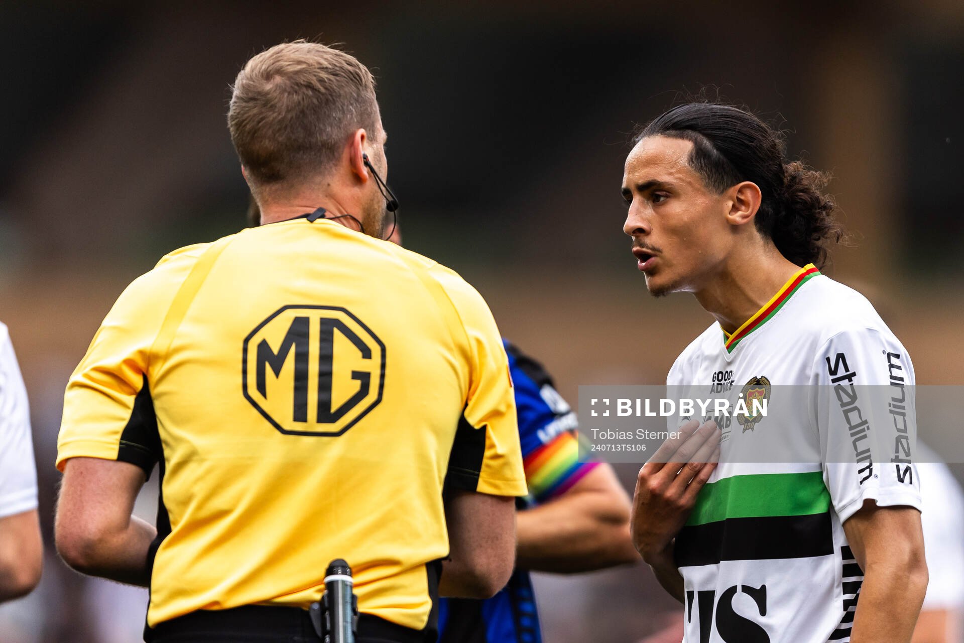 Domare Richard Sundell och GAIS Amin Boudri