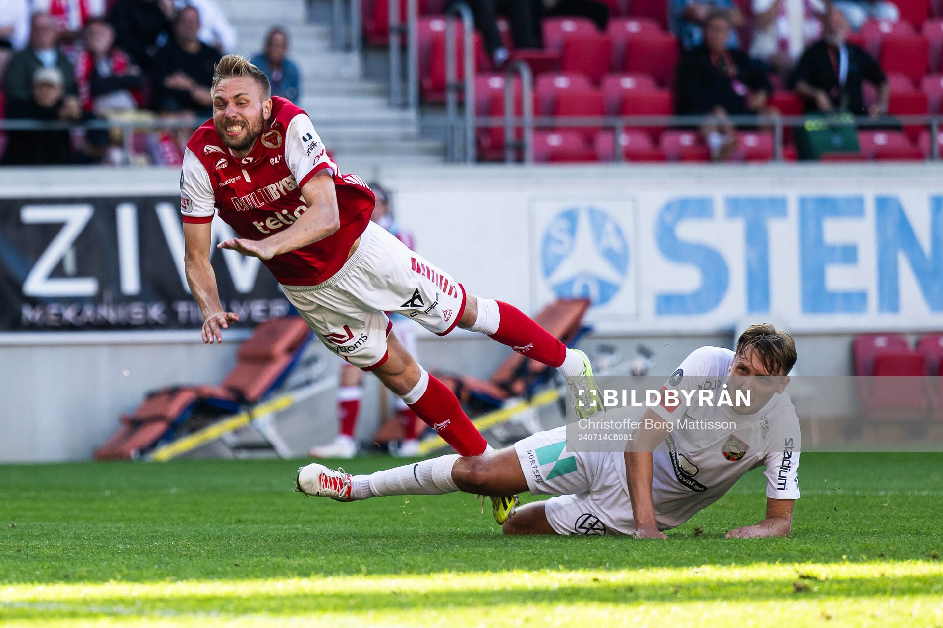 Kalmars Jonathan Ring och Brommapojkarnas Alexander