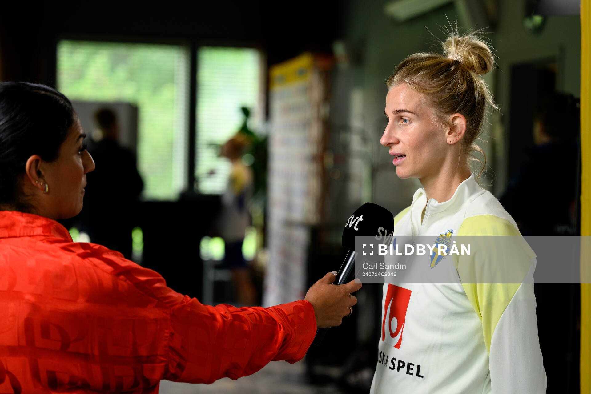 Sofia Jakobsson is being interviewed