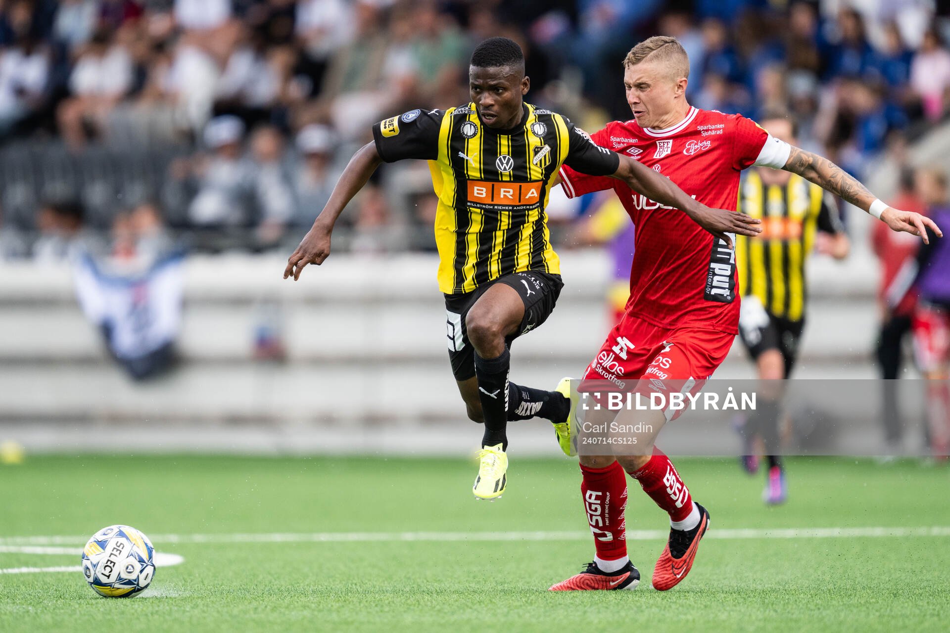 Häckens Akoua Romeo Amane och Elfsborgs Sebastian Holmen