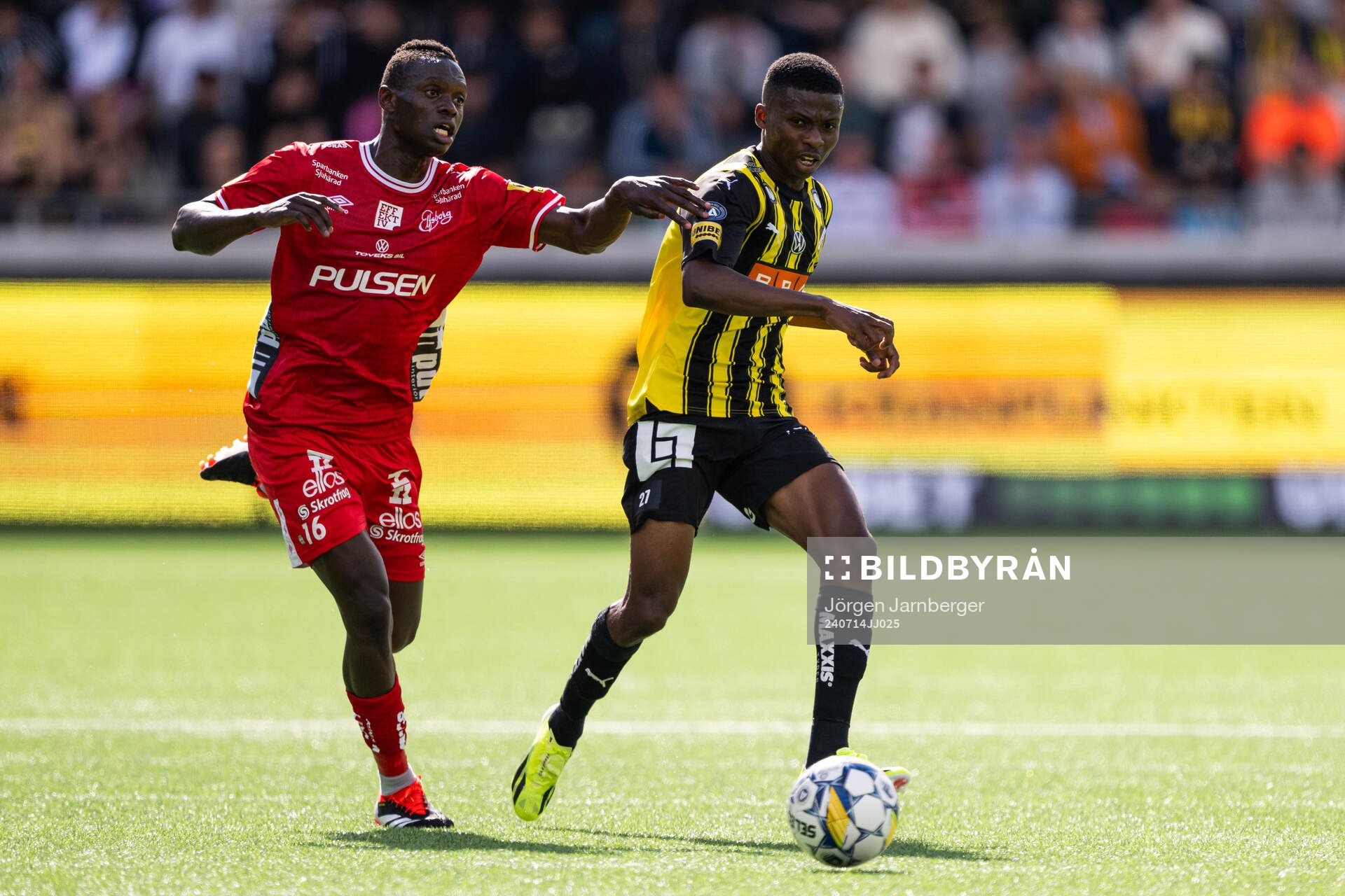 Elfsborgs Timothy Noor Ouma och Häckens Akoua Romeo Amane