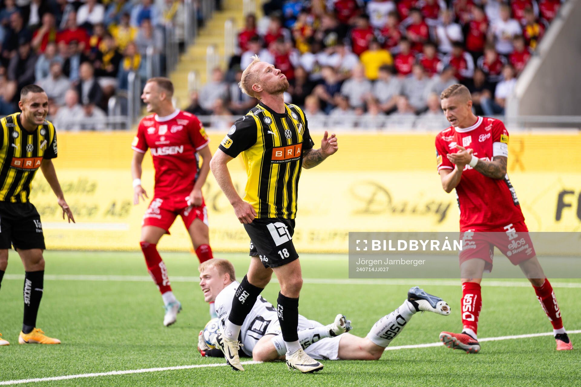 Häckens Mikkel Rygaard Jensen deppar