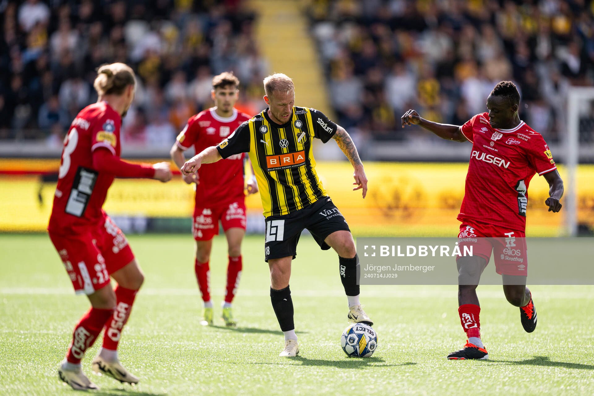 Häckens Mikkel Rygaard Jensen och Elfsborgs Timothy Noor
