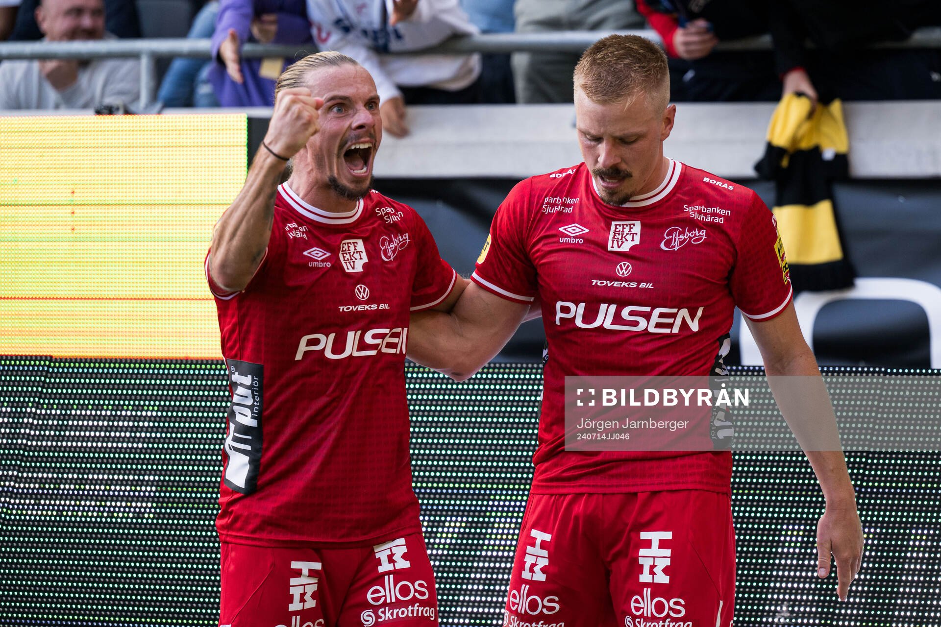 Elfsborgs Niklas Hult och Per Frick jublar