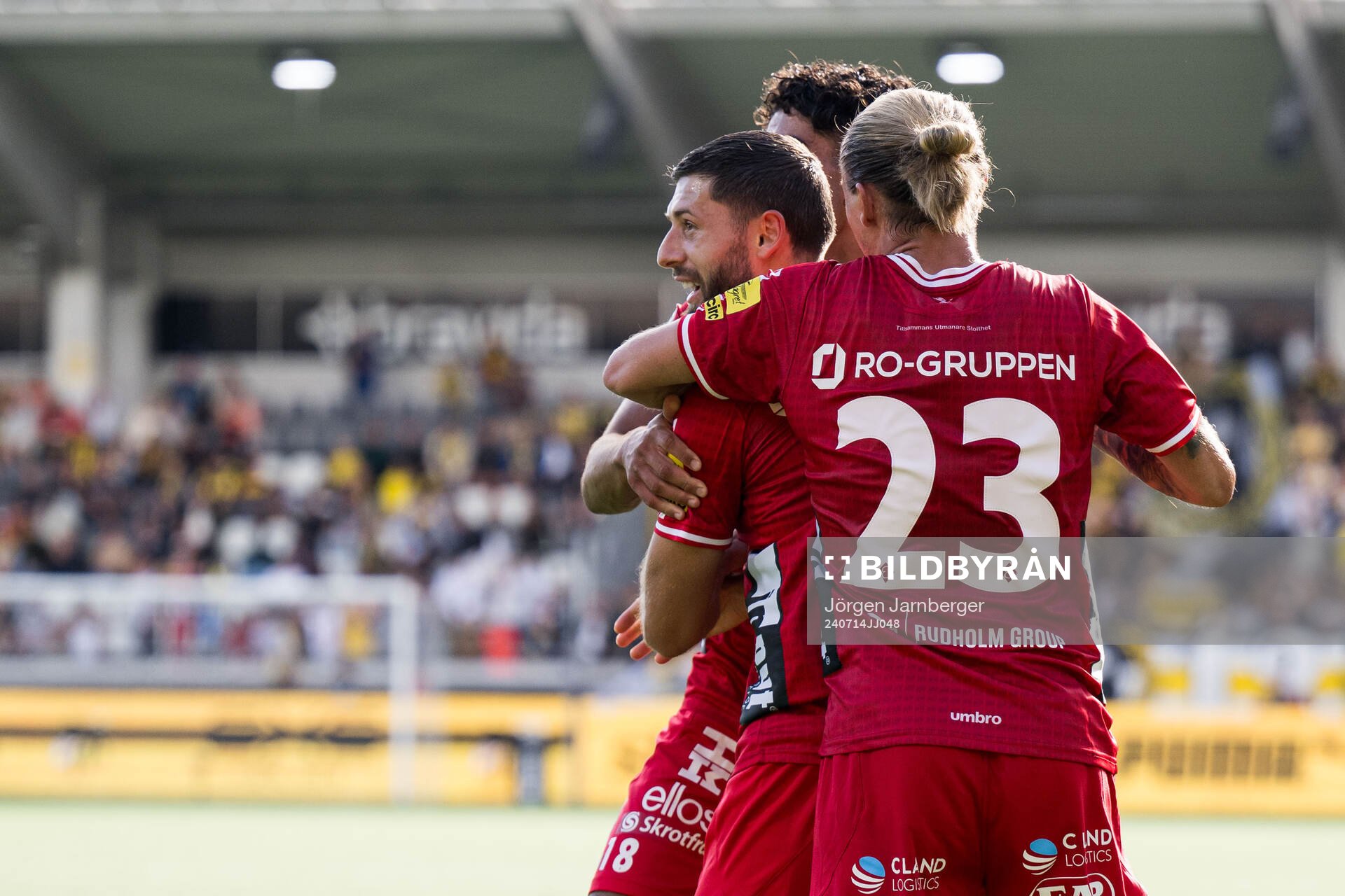 Elfsborgs Arber Zeneli jublar