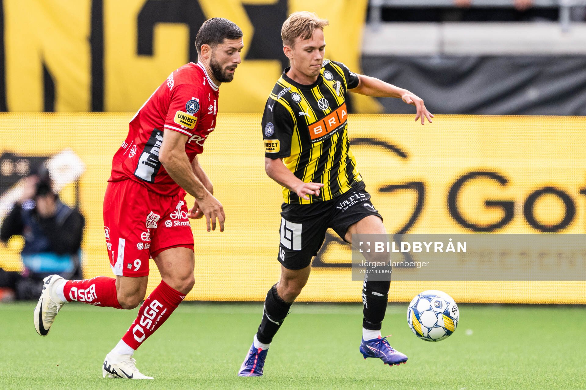 Elfsborgs Arber Zeneli och Häckens Pontus Dahbo