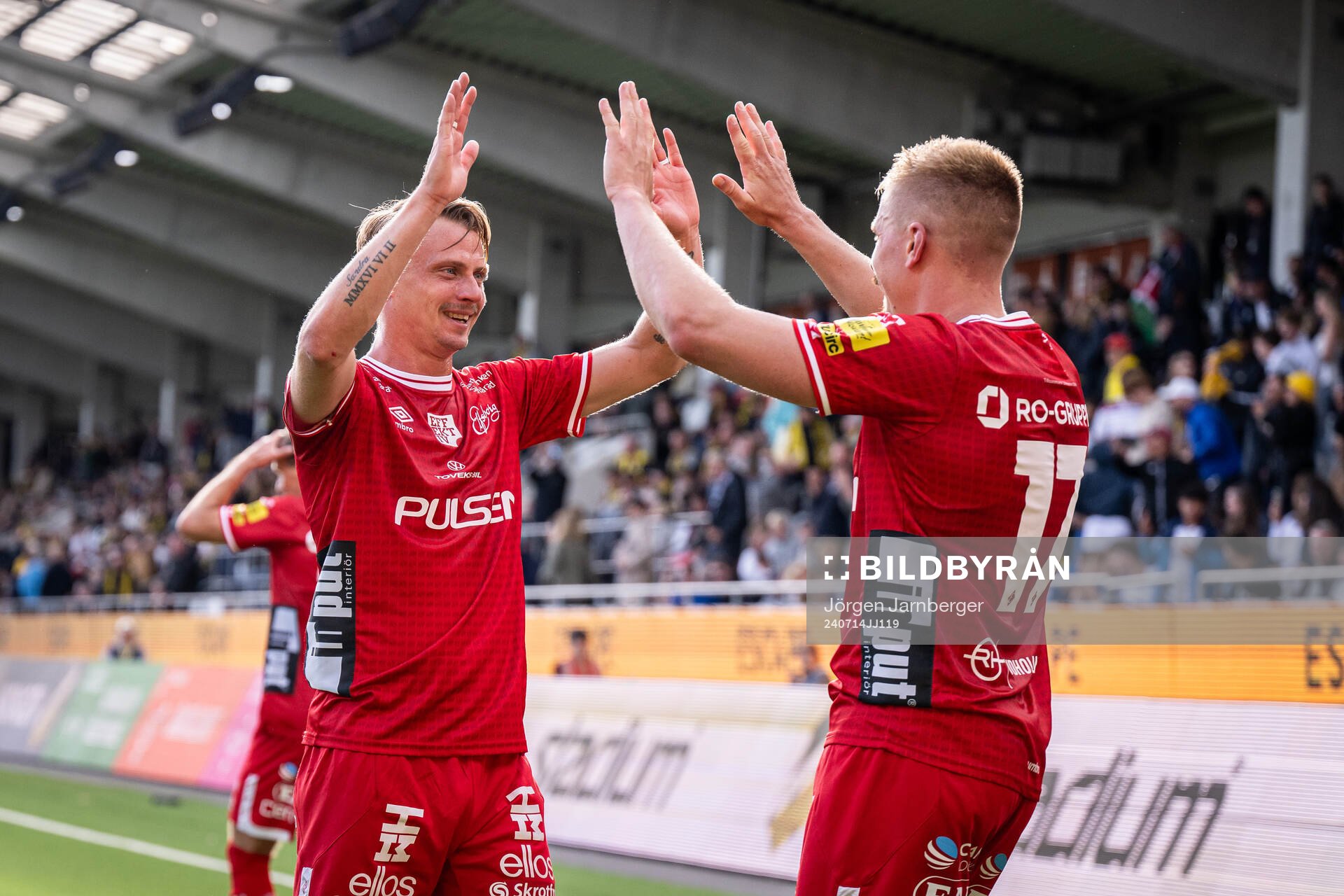 Elfsborgs Simon Hedlund och Per Frick jublar