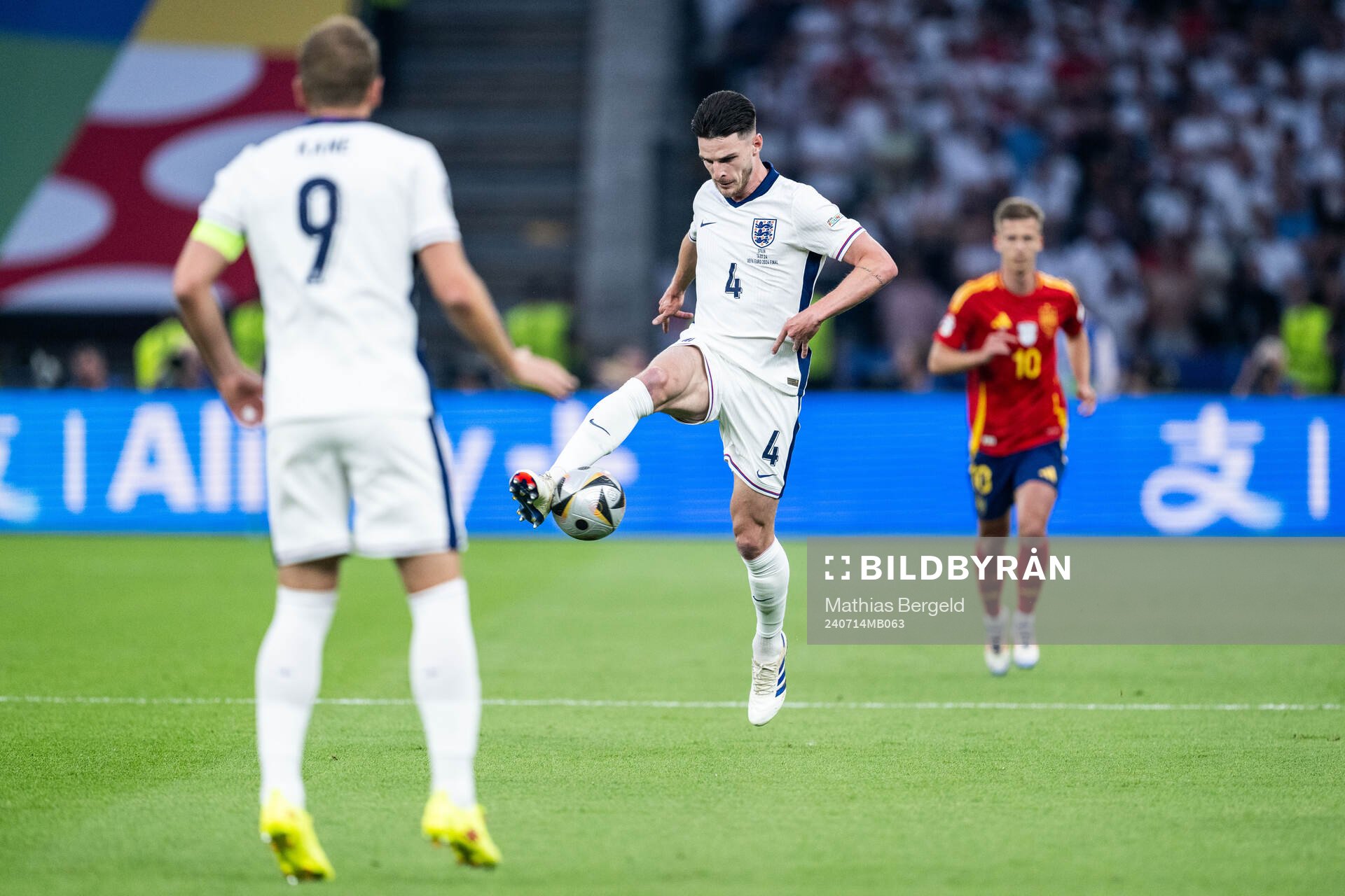 Declan Rice of England