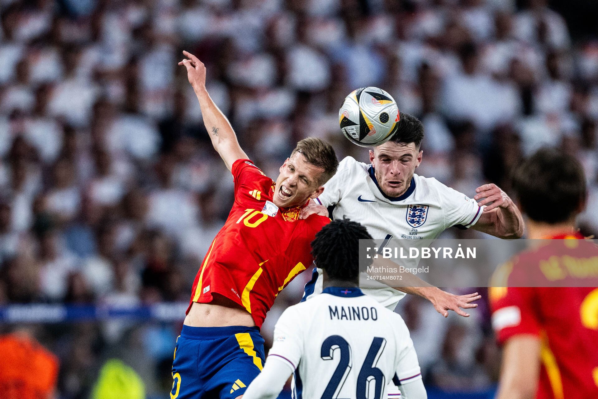 Daniel Olmo of Spain and Declan Rice of England during the UEFA Euro 2024 Football Championship final between Spain and England on July 14, 2024 in Berlin. 