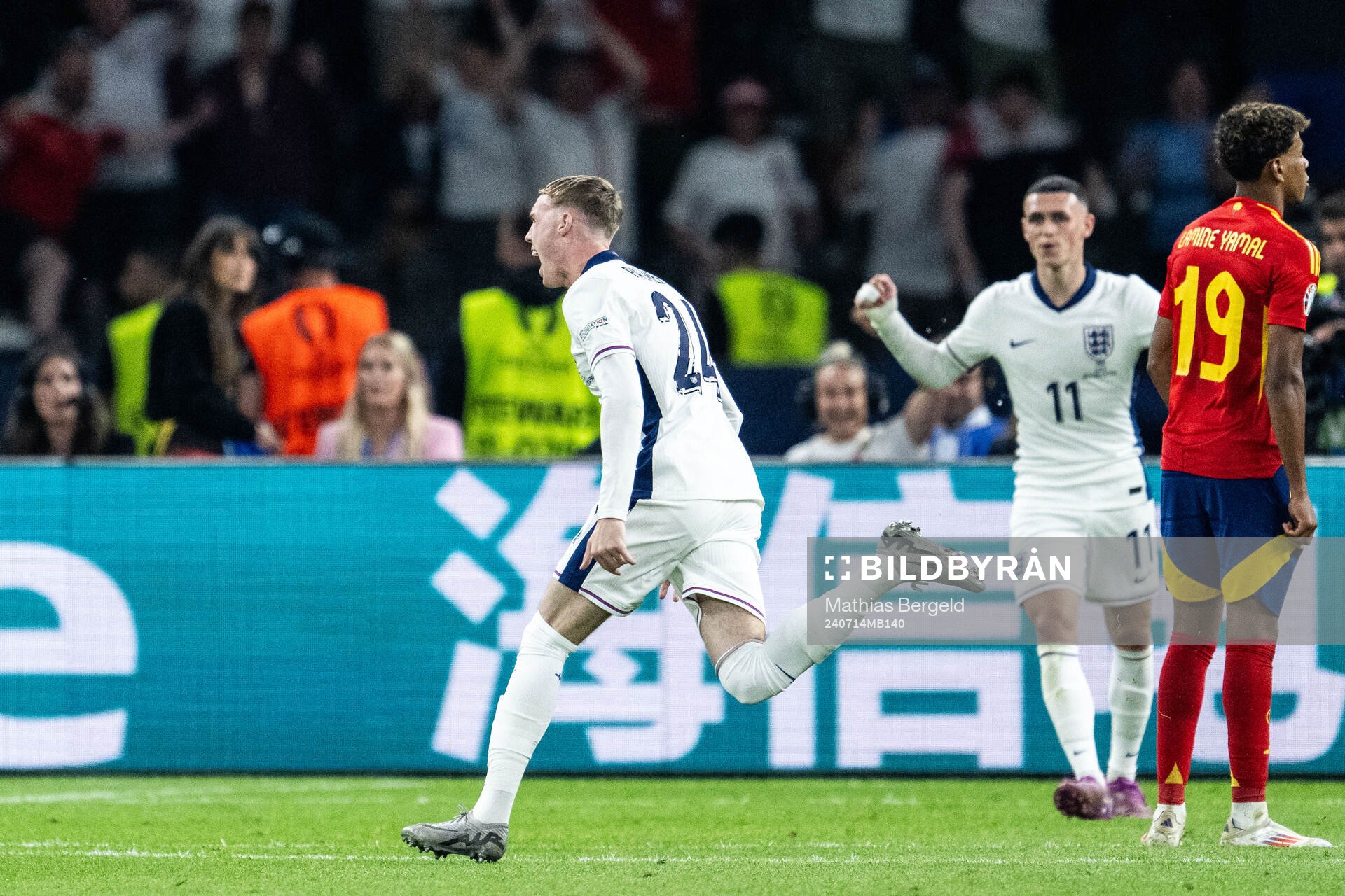 Cole Palmer of England celebrates