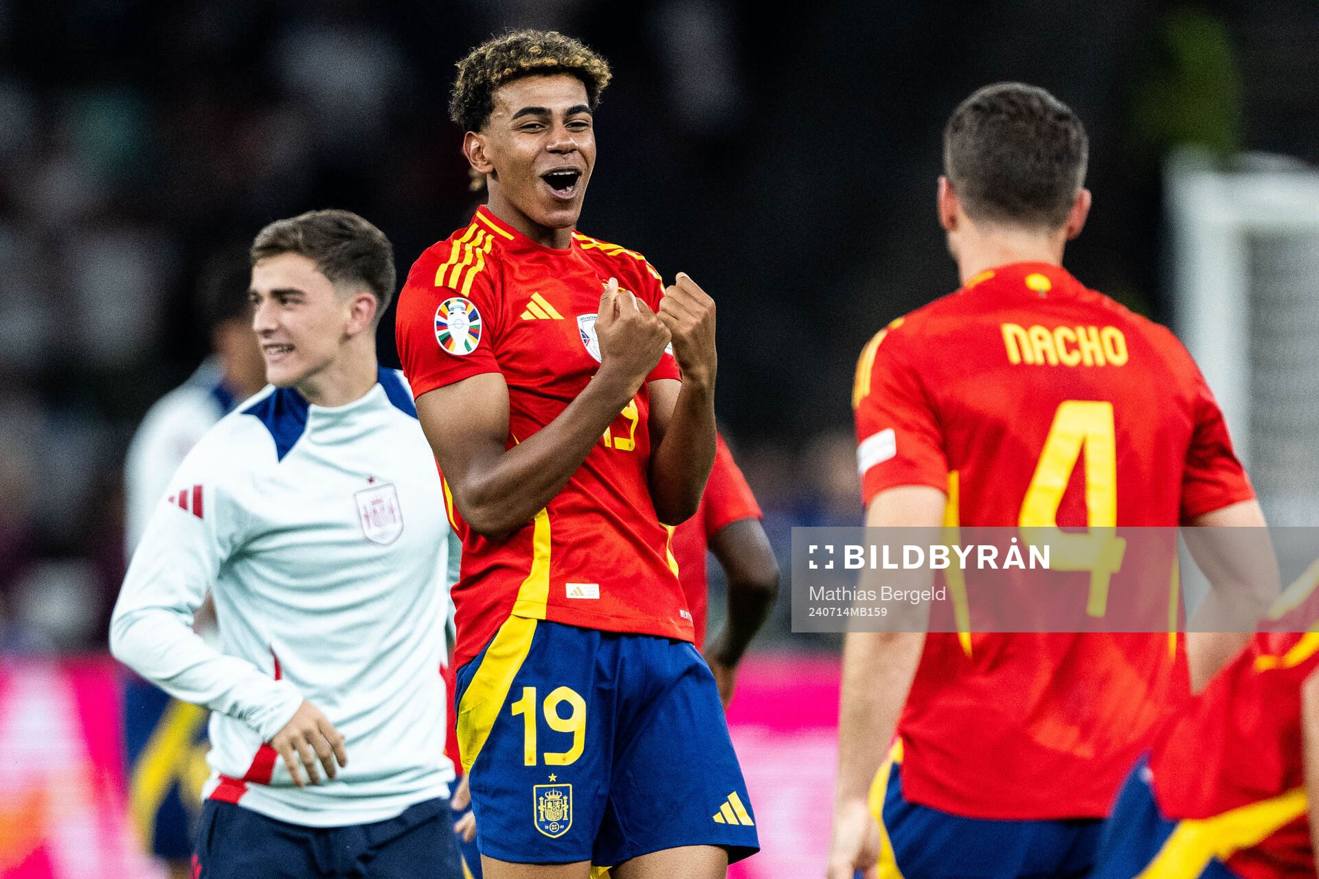 Lamine Yamal of Spain celebrates