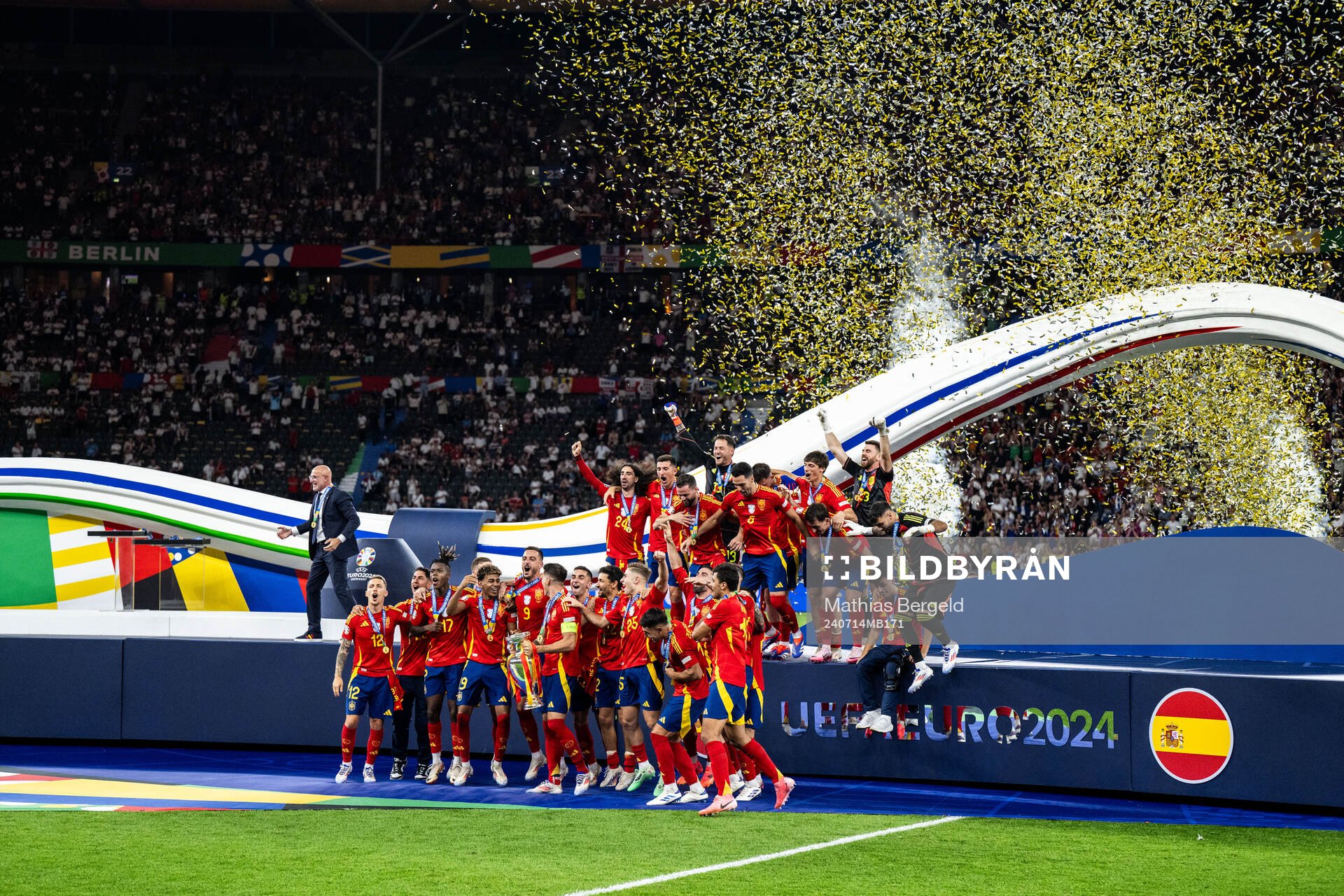 Alvaro Morata of Spain celebrates with team mates and the